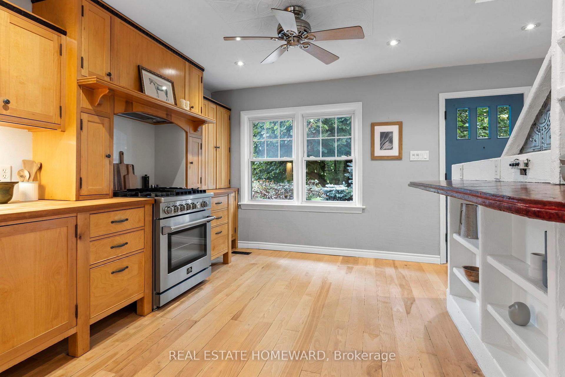 Photo 11 of 9 Dromore Crescent, North York, Newtonbrook West — HOMEH