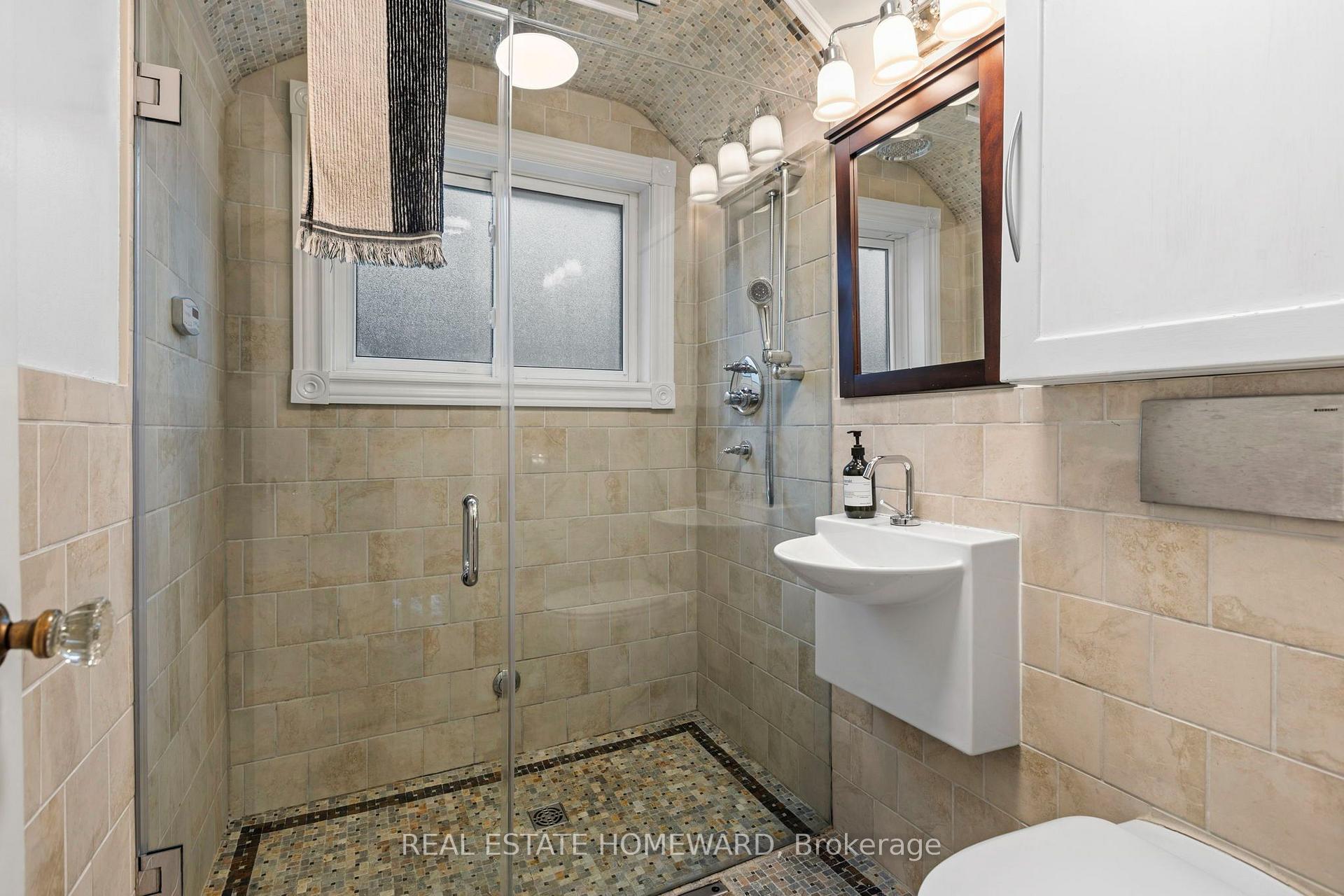 Photo 29 of 9 Dromore Crescent, North York, Newtonbrook West — HOMEH