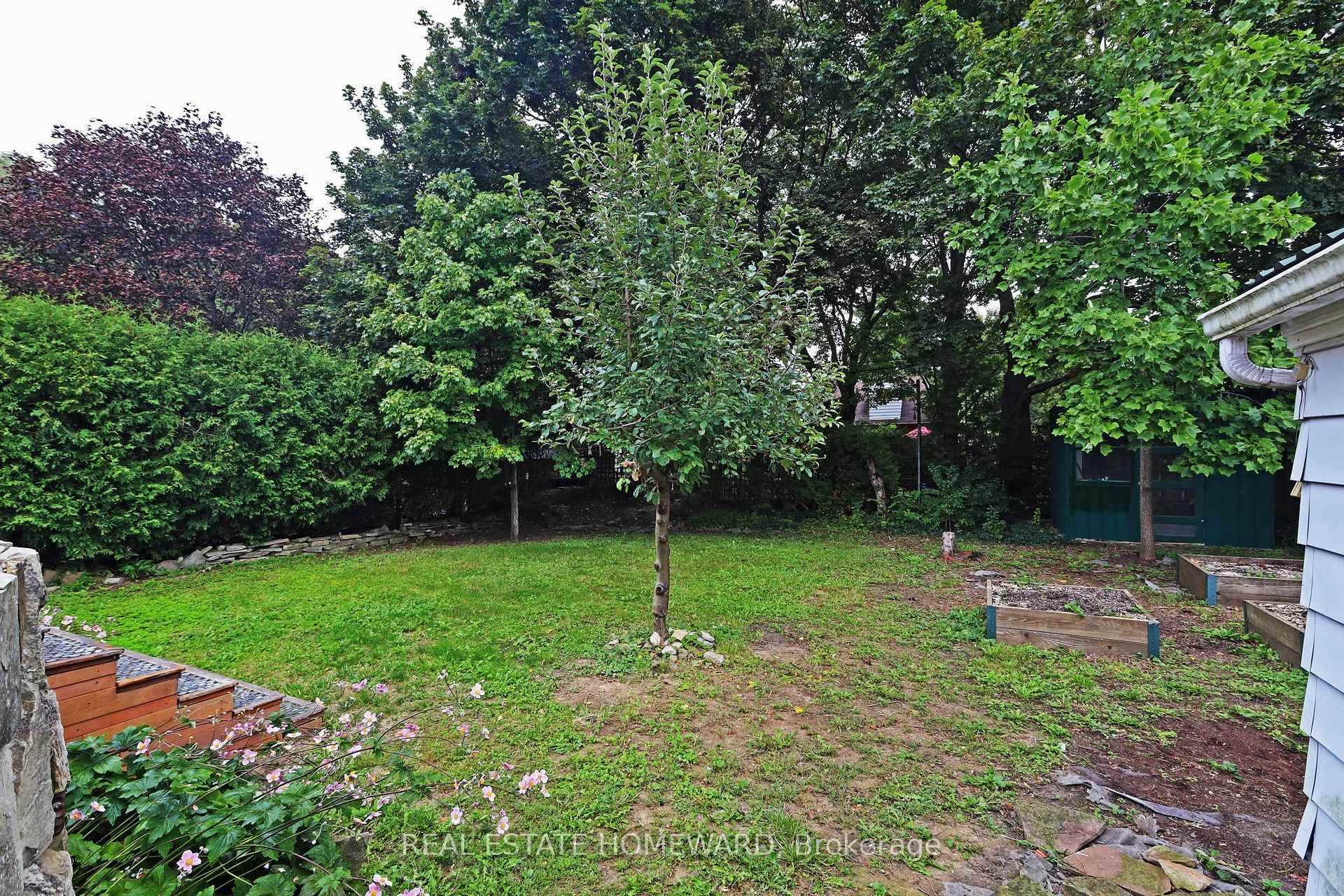 Photo 33 of 9 Dromore Crescent, North York, Newtonbrook West — HOMEH