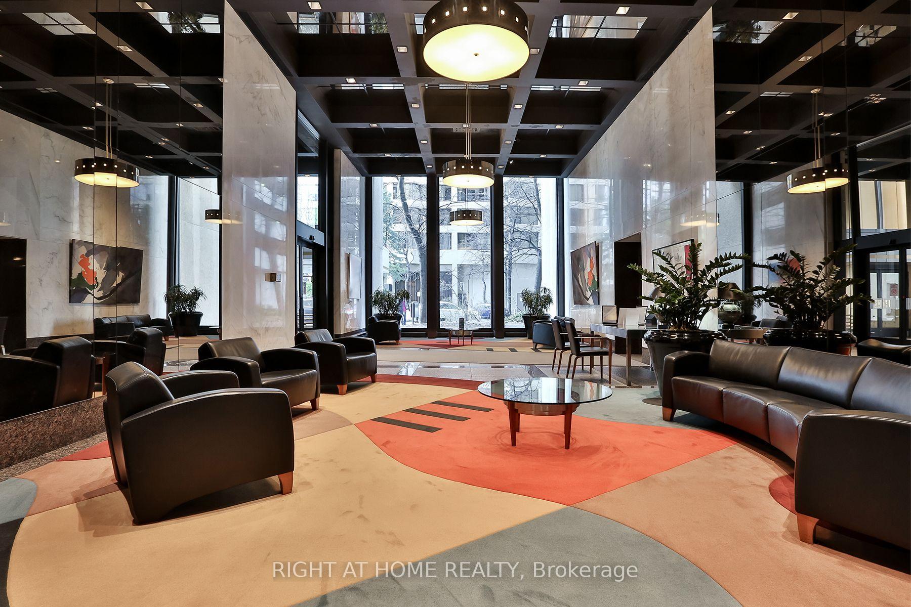 Photo 4 of Unit 2606, 33 Harbour Square, Toronto, Waterfront Communities — HOMEH