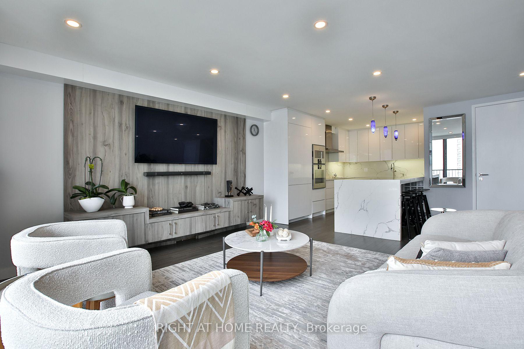 Photo 44 of Unit 2606, 33 Harbour Square, Toronto, Waterfront Communities — HOMEH