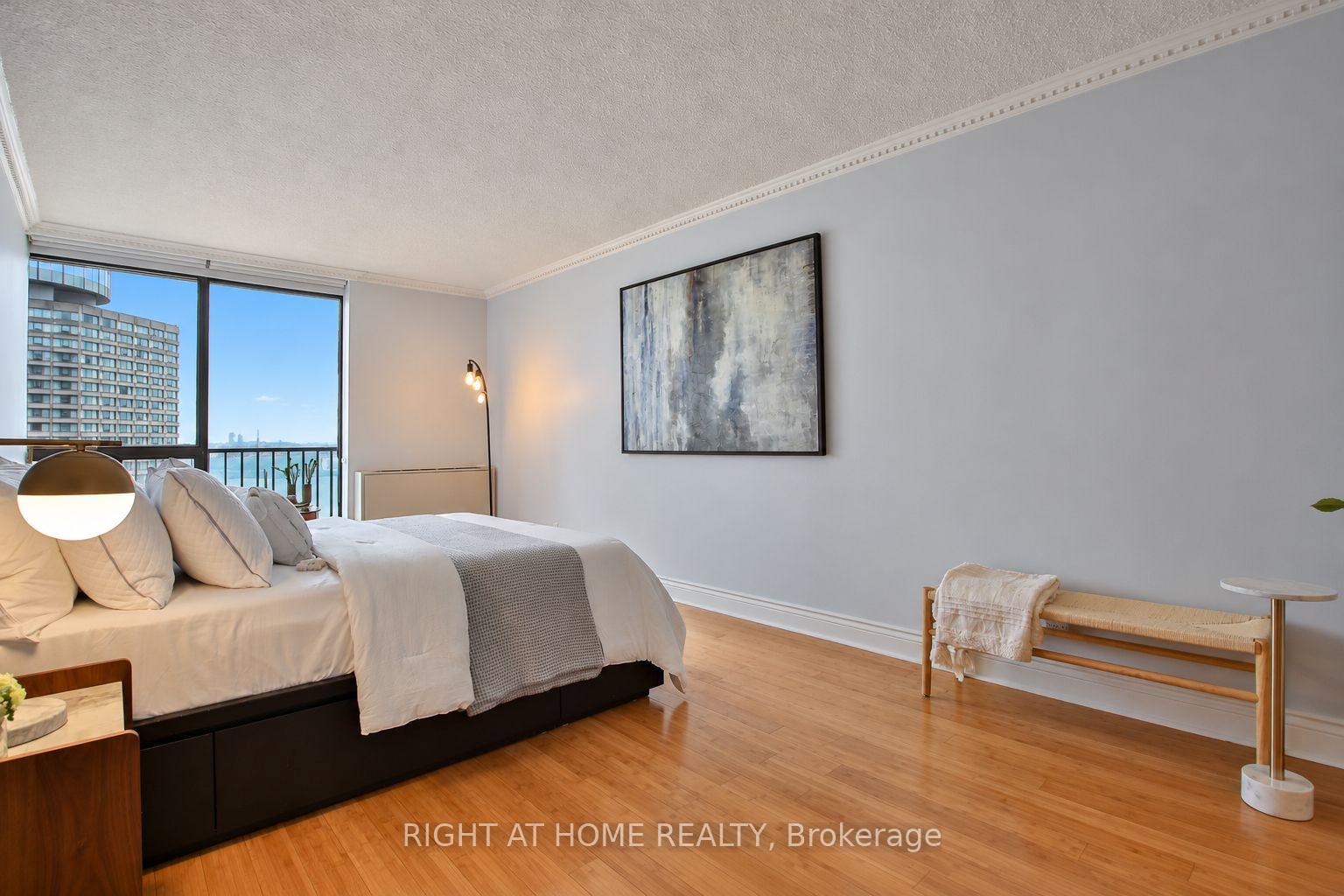 Photo 55 of Unit 2606, 33 Harbour Square, Toronto, Waterfront Communities — HOMEH