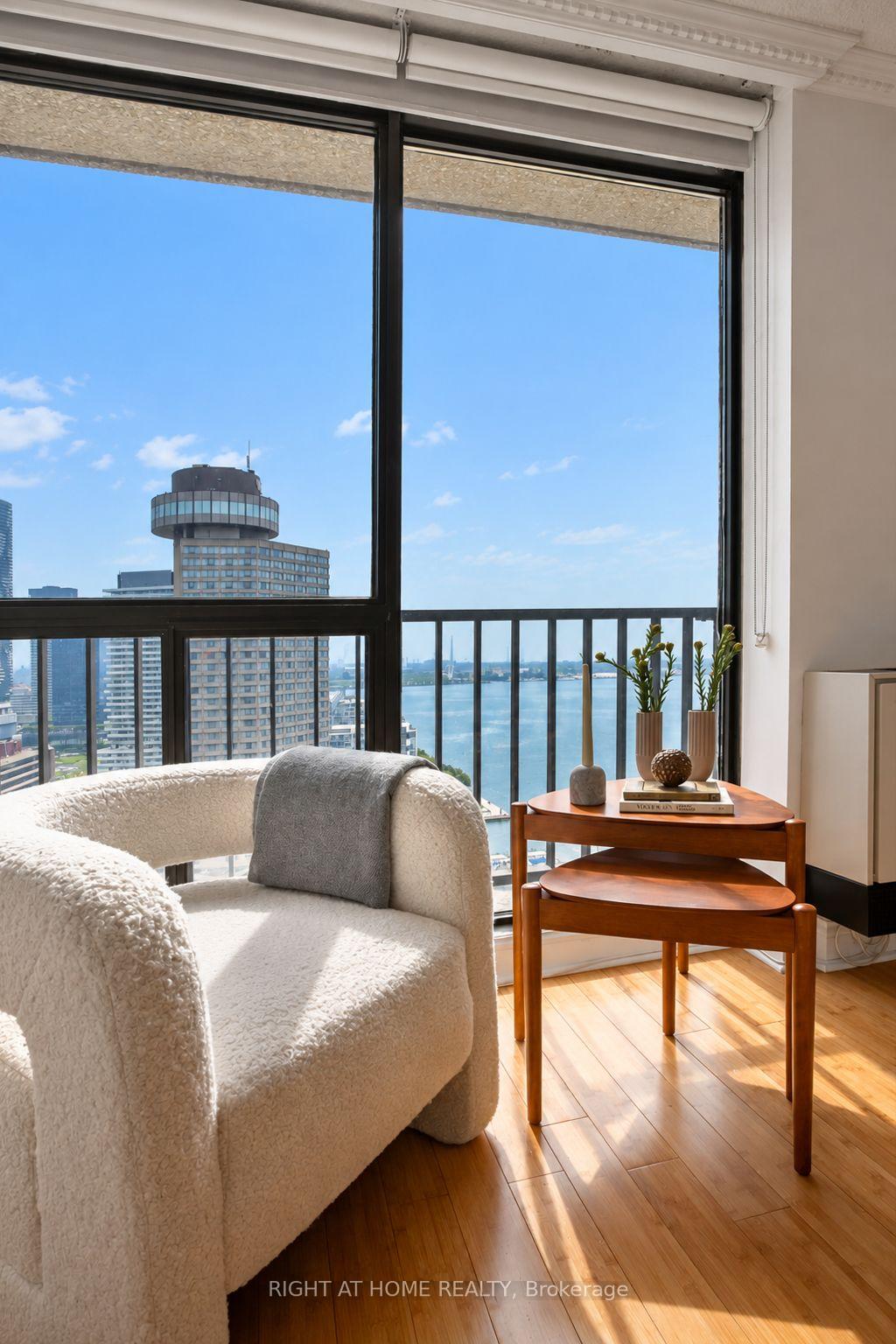 Photo 58 of Unit 2606, 33 Harbour Square, Toronto, Waterfront Communities — HOMEH