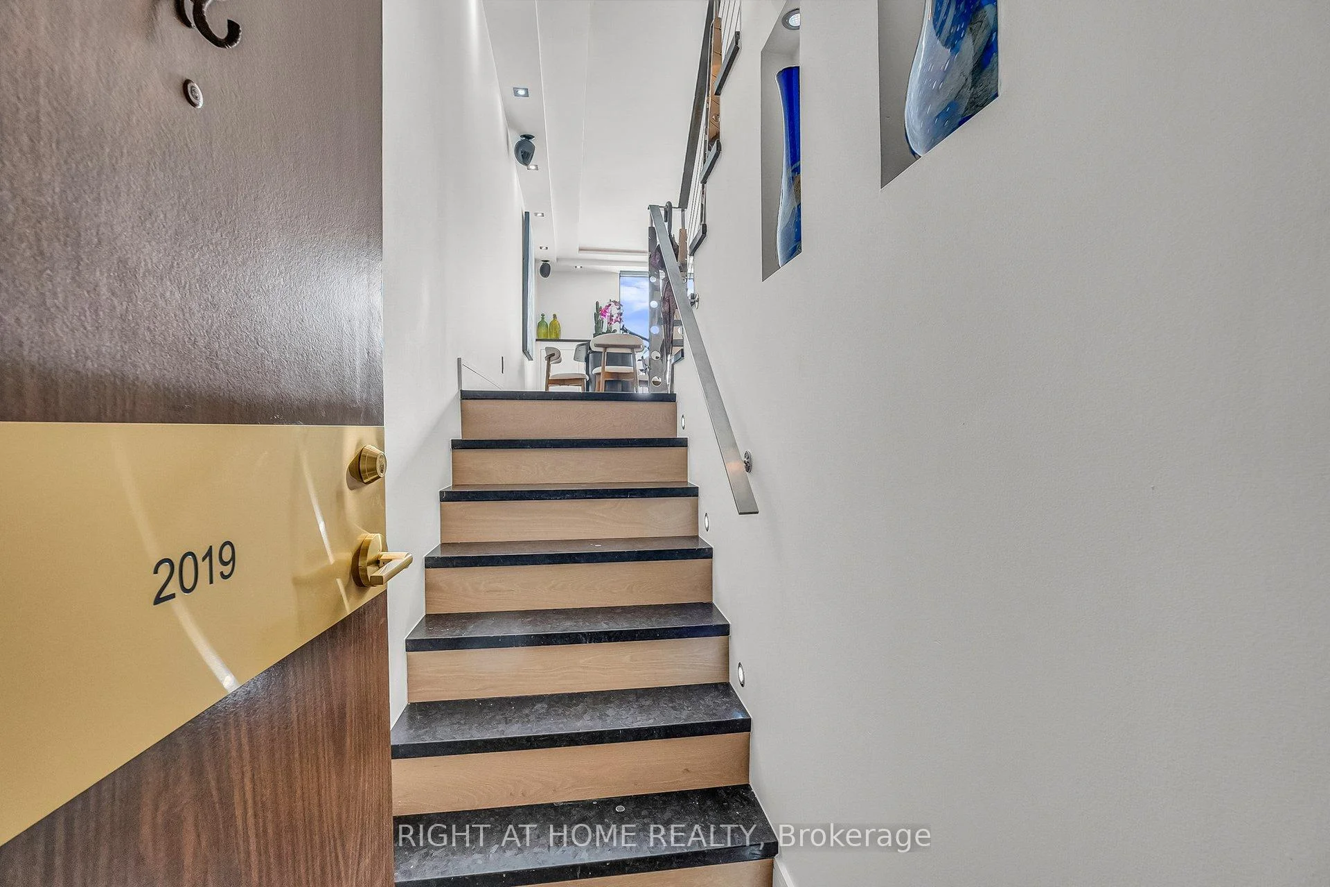 Photo 7 of Unit 2606, 33 Harbour Square, Toronto, Waterfront Communities — HOMEH