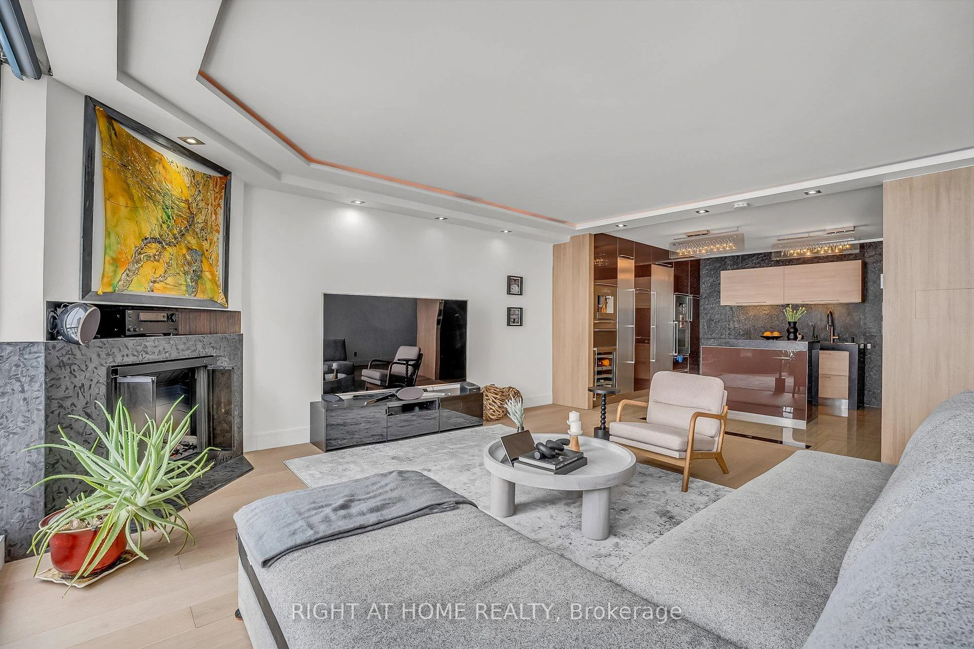 Photo 11 of Unit 2606, 33 Harbour Square, Toronto, Waterfront Communities — HOMEH
