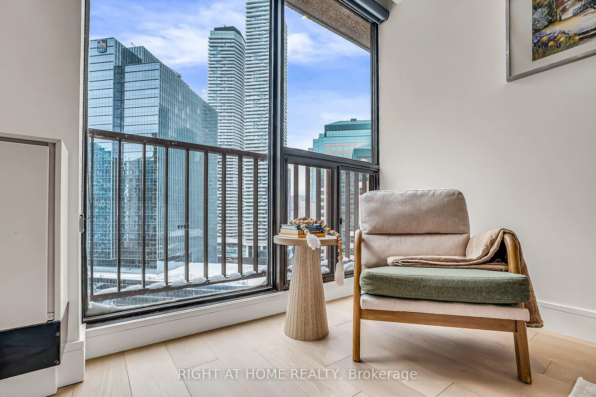 Photo 19 of Unit 2606, 33 Harbour Square, Toronto, Waterfront Communities — HOMEH