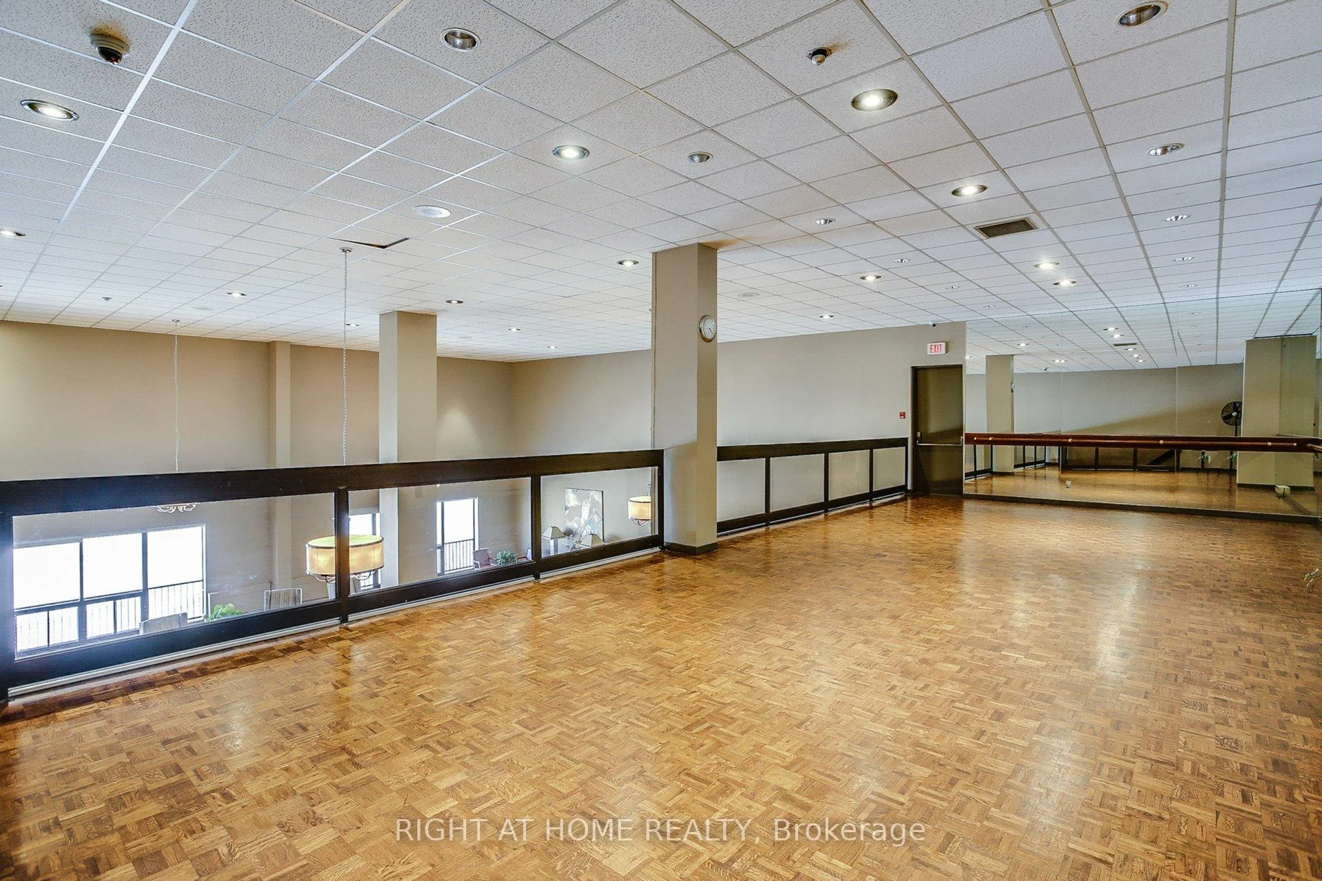 Photo 24 of Unit 2606, 33 Harbour Square, Toronto, Waterfront Communities — HOMEH