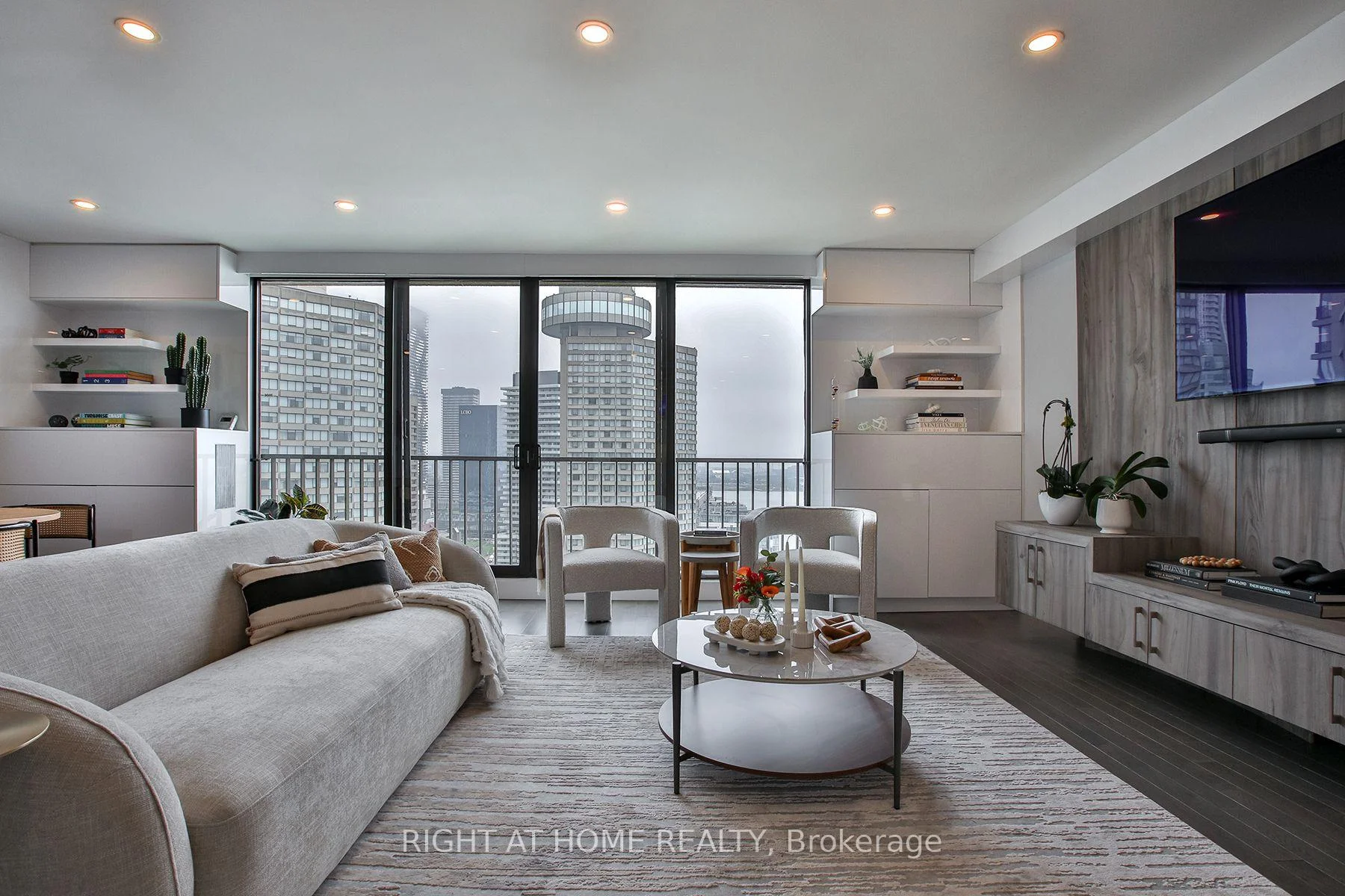 Photo 47 of Unit 2606, 33 Harbour Square, Toronto, Waterfront Communities — HOMEH