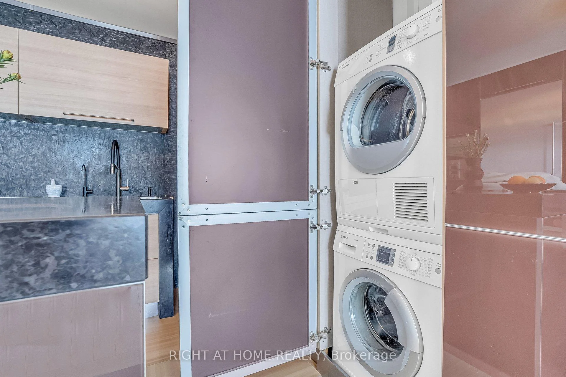 Photo 65 of Unit 2606, 33 Harbour Square, Toronto, Waterfront Communities — HOMEH