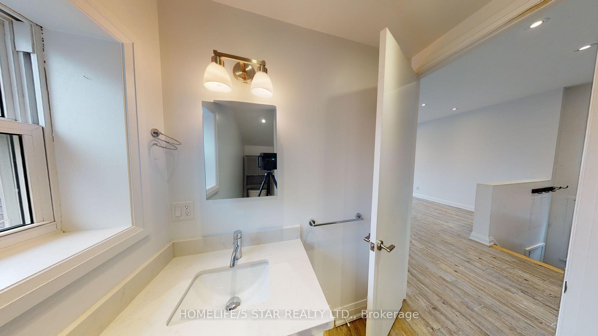 Photo 13 of Unit 3, 23 Temple Avenue, Toronto, South Parkdale — HOMEH