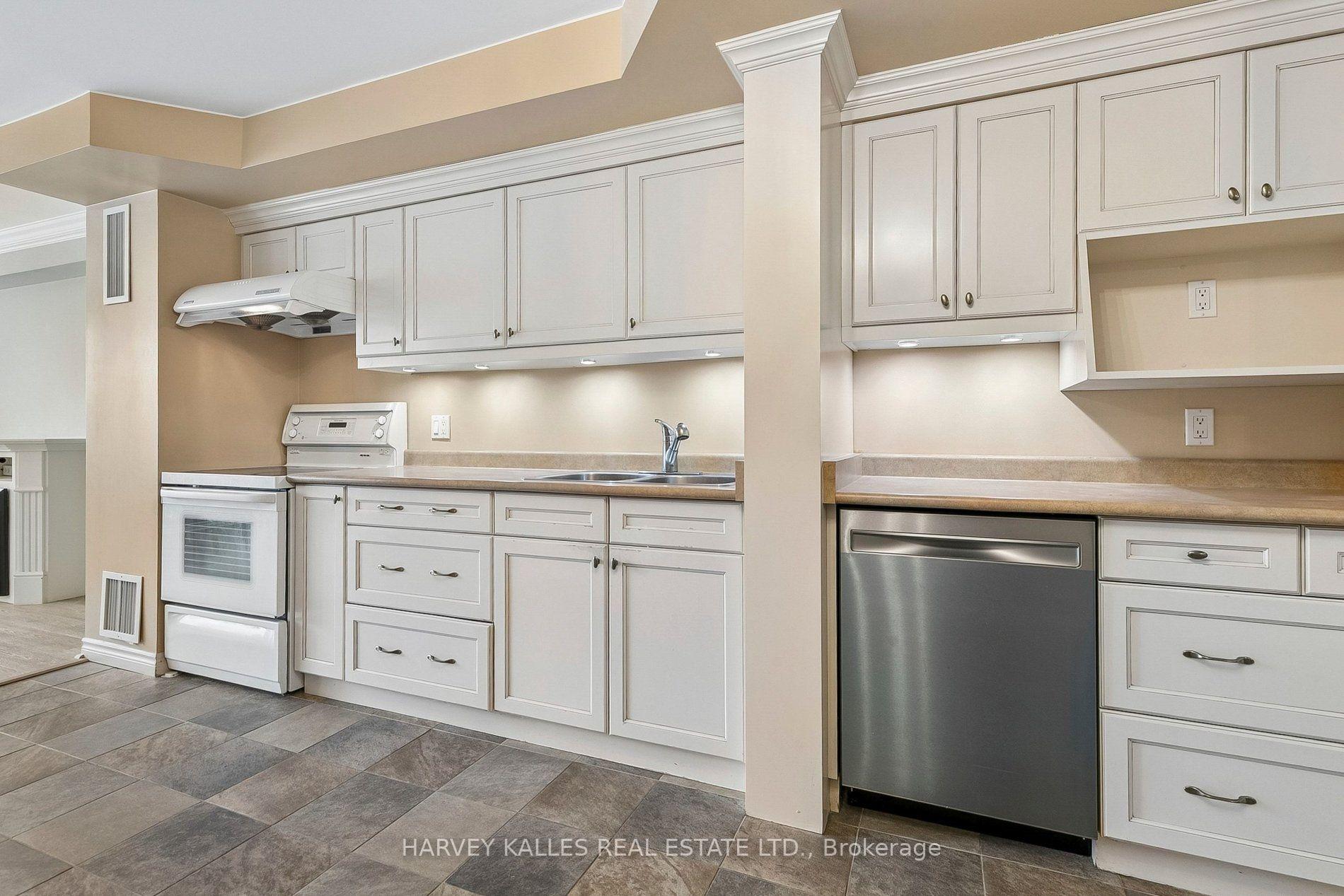 Photo 12 of Unit 204, 65 Skymark Drive, North York, Hillcrest Village — HOMEH