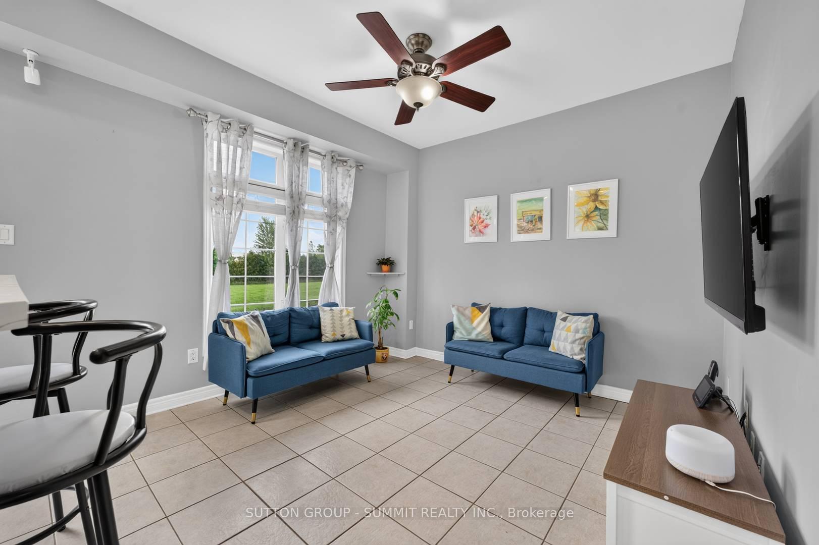 Photo 10 of 187 Kirkvalley Crescent, Aurora, Bayview Wellington — HOMEH
