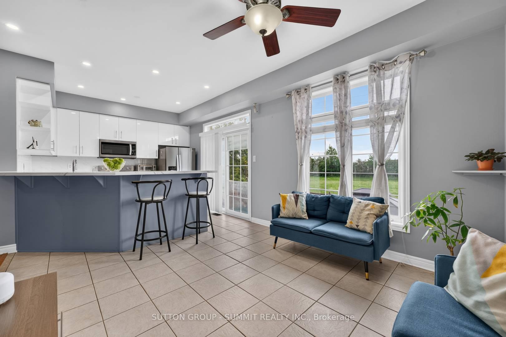 Photo 12 of 187 Kirkvalley Crescent, Aurora, Bayview Wellington — HOMEH