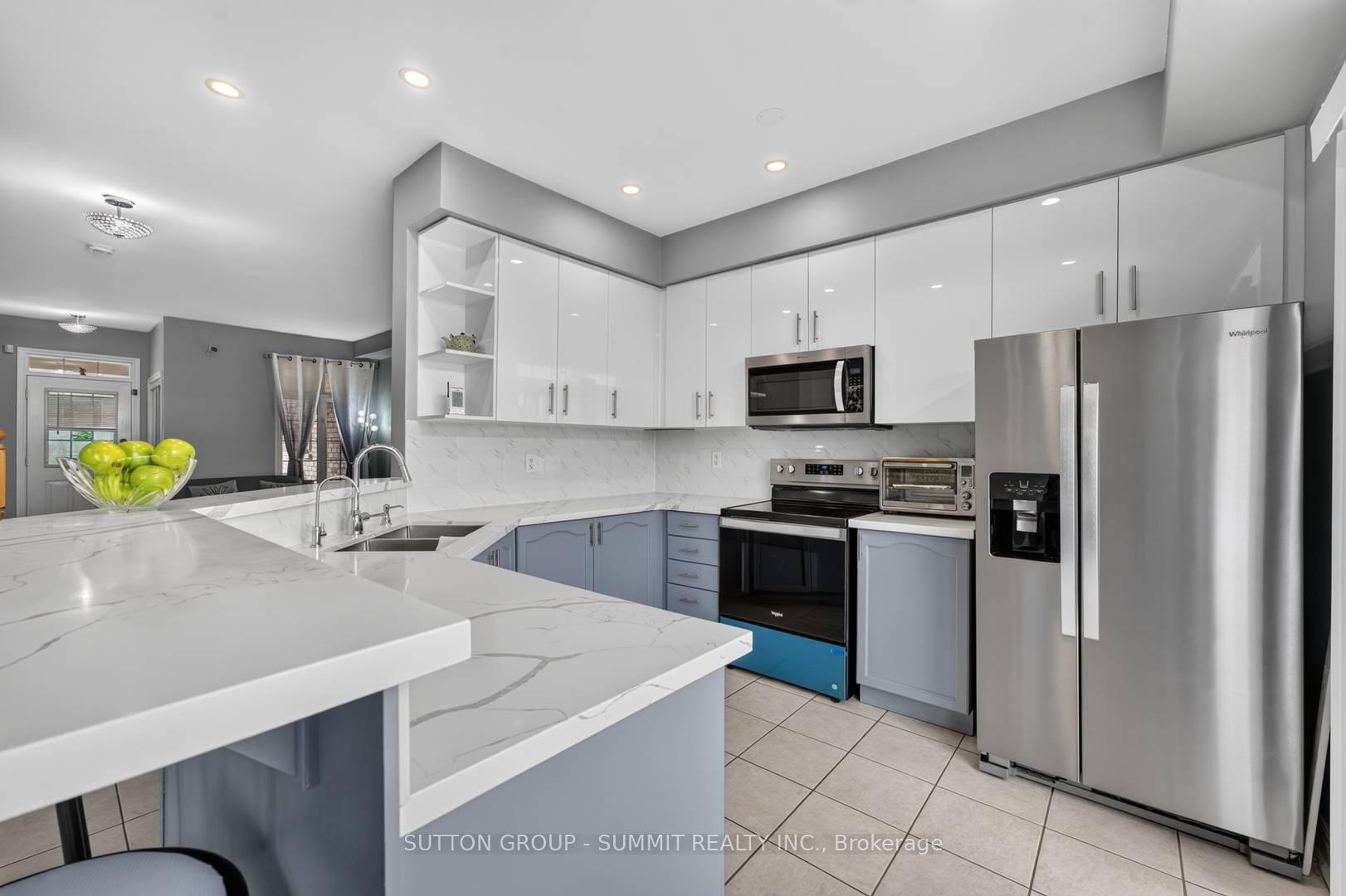 Photo 15 of 187 Kirkvalley Crescent, Aurora, Bayview Wellington — HOMEH