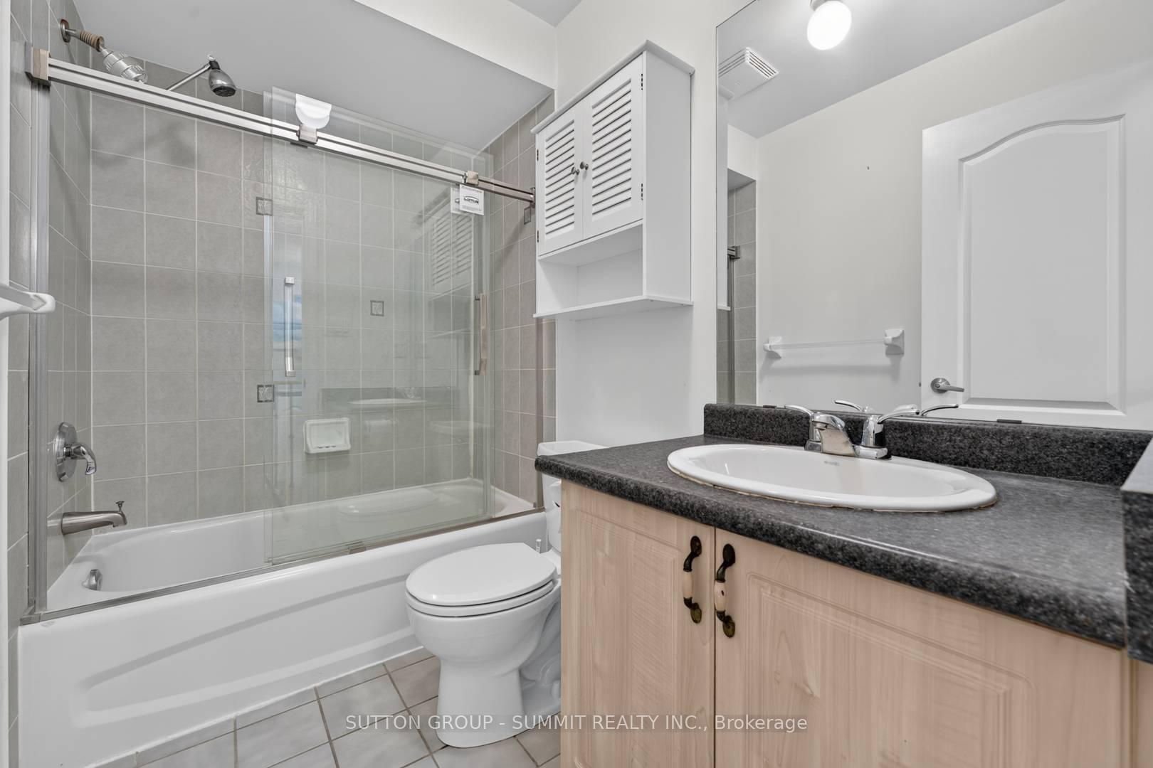 Photo 26 of 187 Kirkvalley Crescent, Aurora, Bayview Wellington — HOMEH