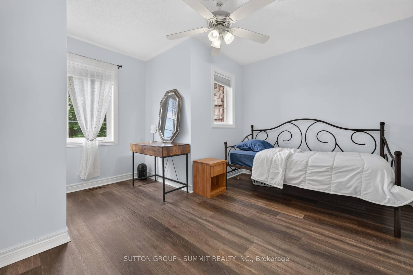 Photo 27 of 187 Kirkvalley Crescent, Aurora, Bayview Wellington — HOMEH