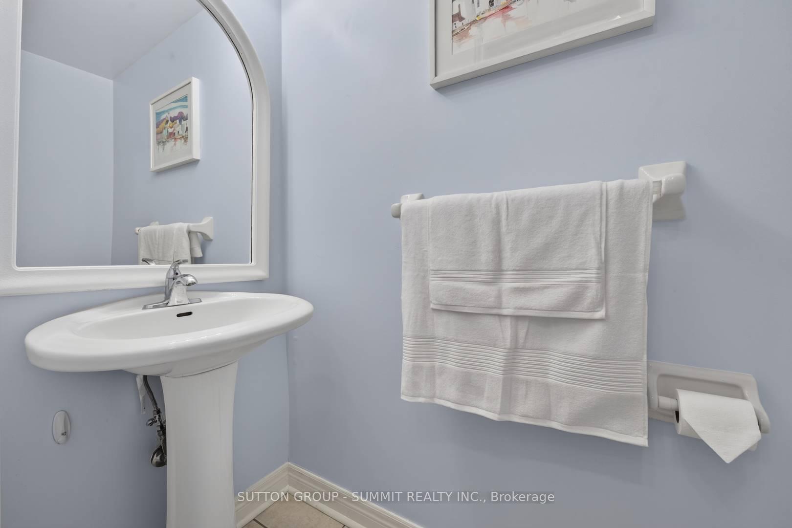 Photo 29 of 187 Kirkvalley Crescent, Aurora, Bayview Wellington — HOMEH