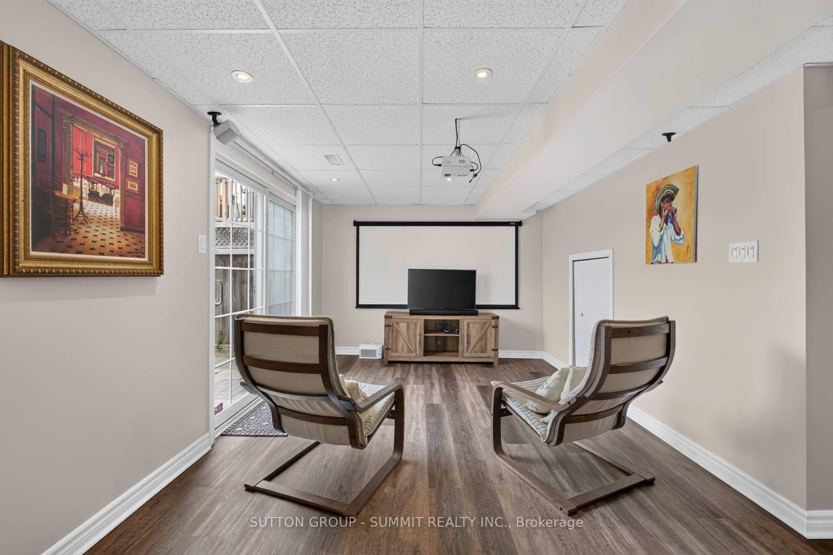 Photo 34 of 187 Kirkvalley Crescent, Aurora, Bayview Wellington — HOMEH