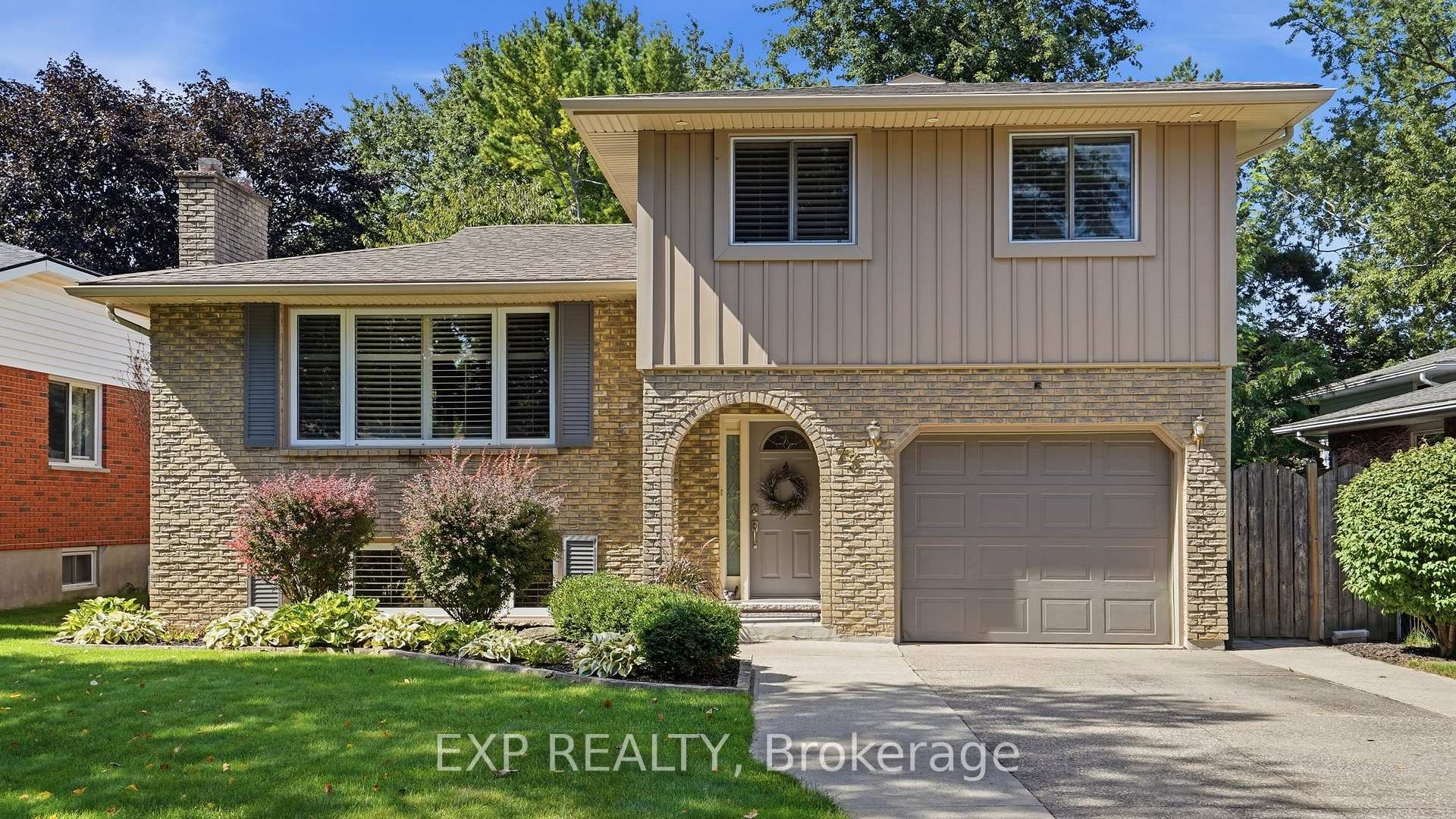 Photo 3 of 73 Westgate Park Drive, St. Catharines, Lakeshore — HOMEH
