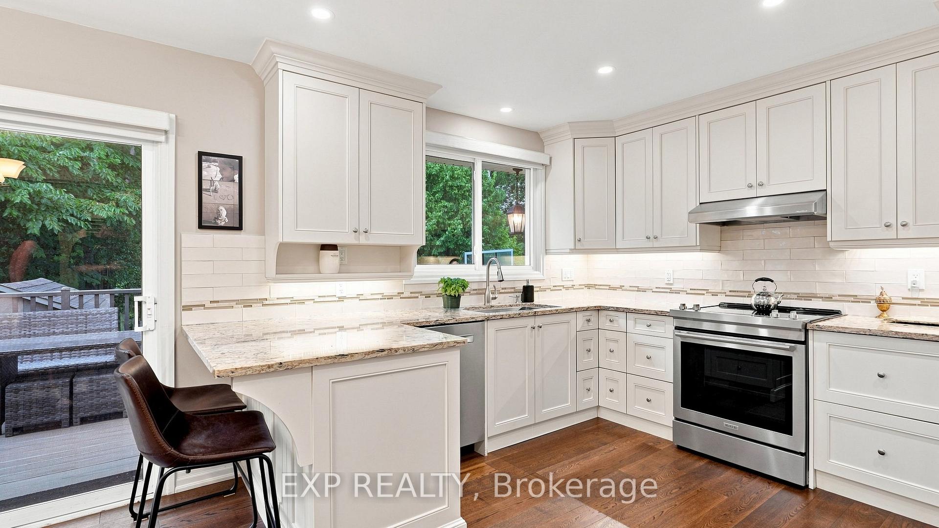 Photo 17 of 73 Westgate Park Drive, St. Catharines, Lakeshore — HOMEH