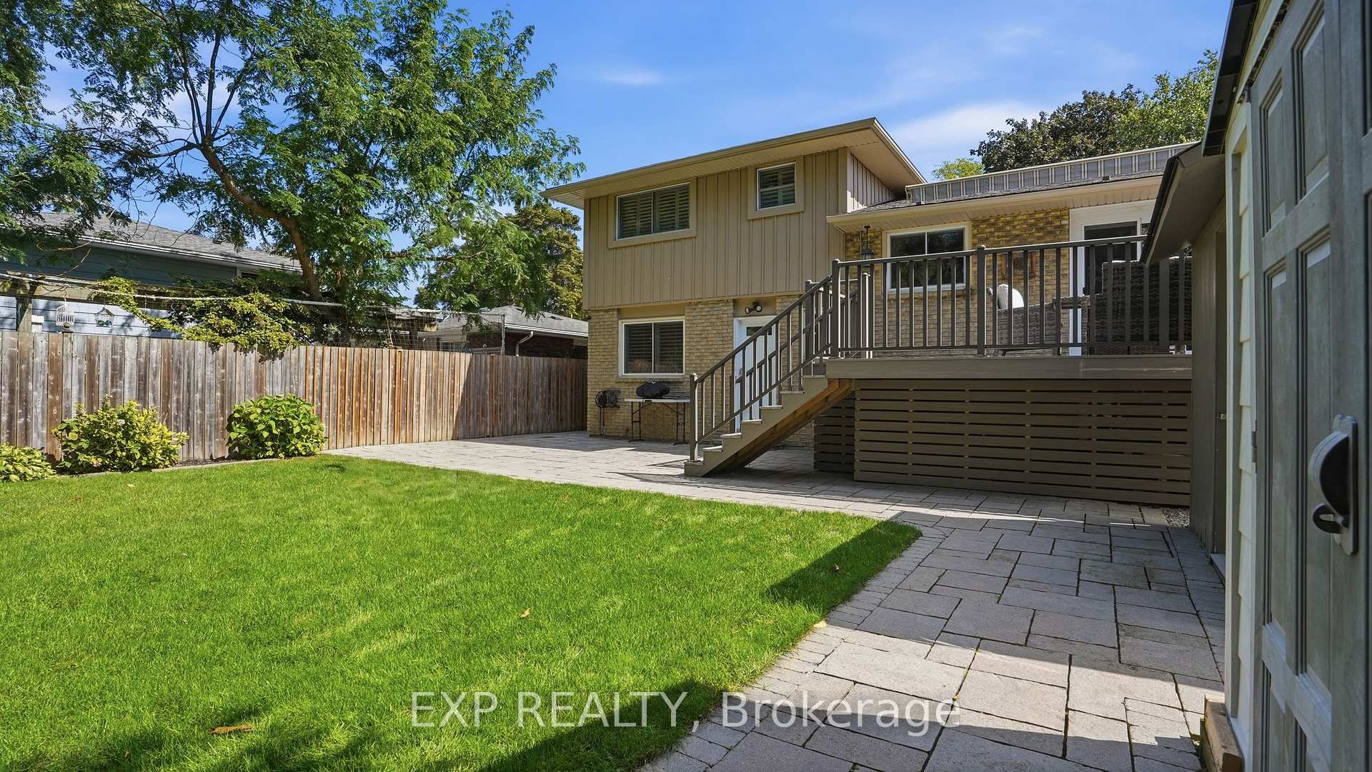 Photo 47 of 73 Westgate Park Drive, St. Catharines, Lakeshore — HOMEH