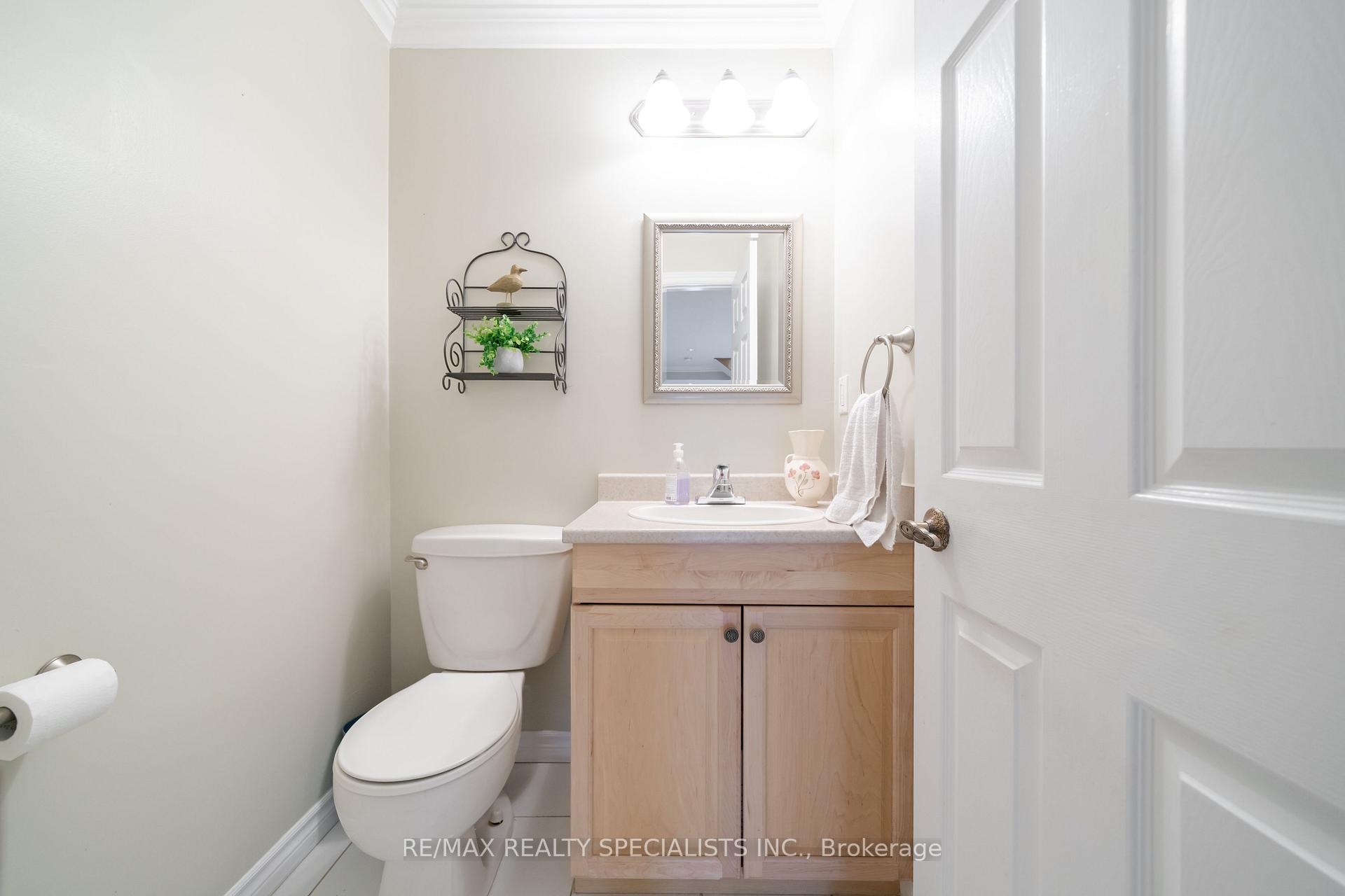 Photo 15 of 1311 Greenridge Circle, Oakville, Glen Abbey — HOMEH