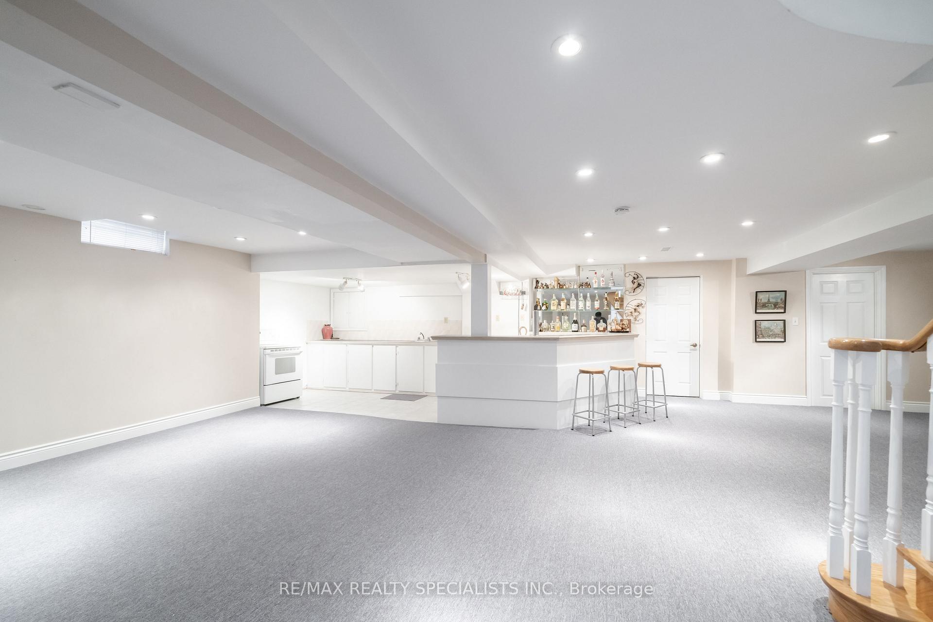 Photo 25 of 1311 Greenridge Circle, Oakville, Glen Abbey — HOMEH