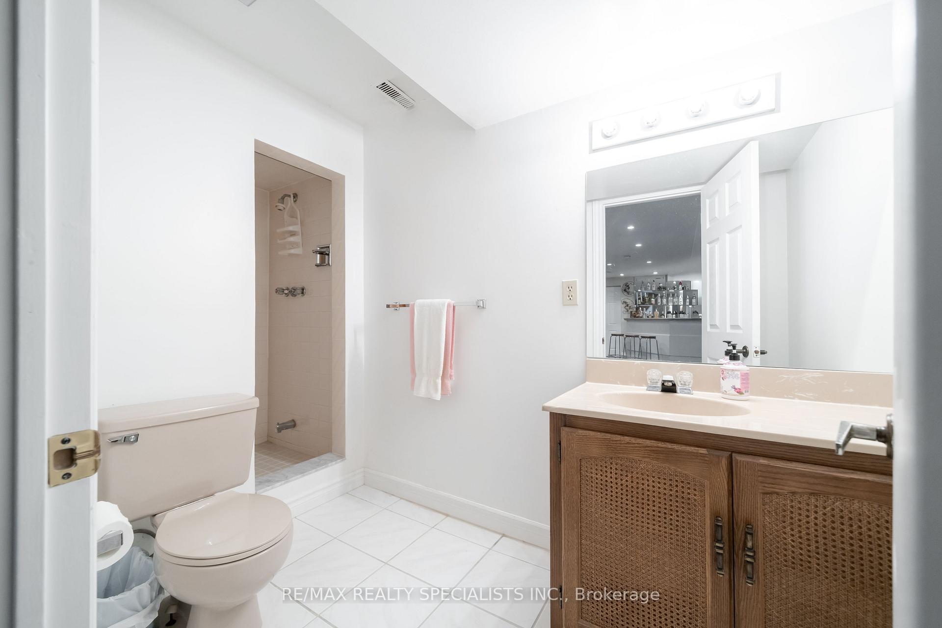 Photo 30 of 1311 Greenridge Circle, Oakville, Glen Abbey — HOMEH