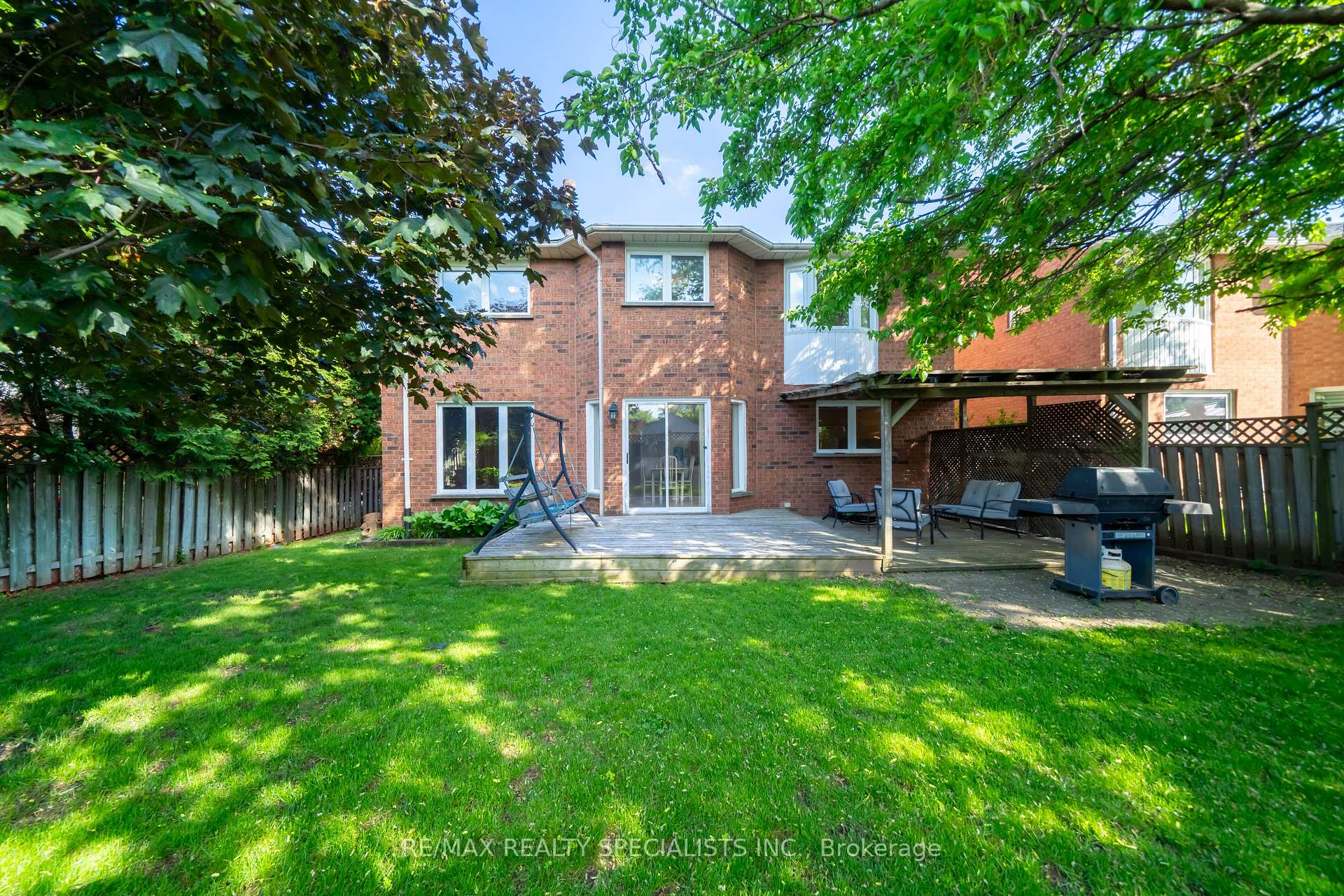 Photo 31 of 1311 Greenridge Circle, Oakville, Glen Abbey — HOMEH