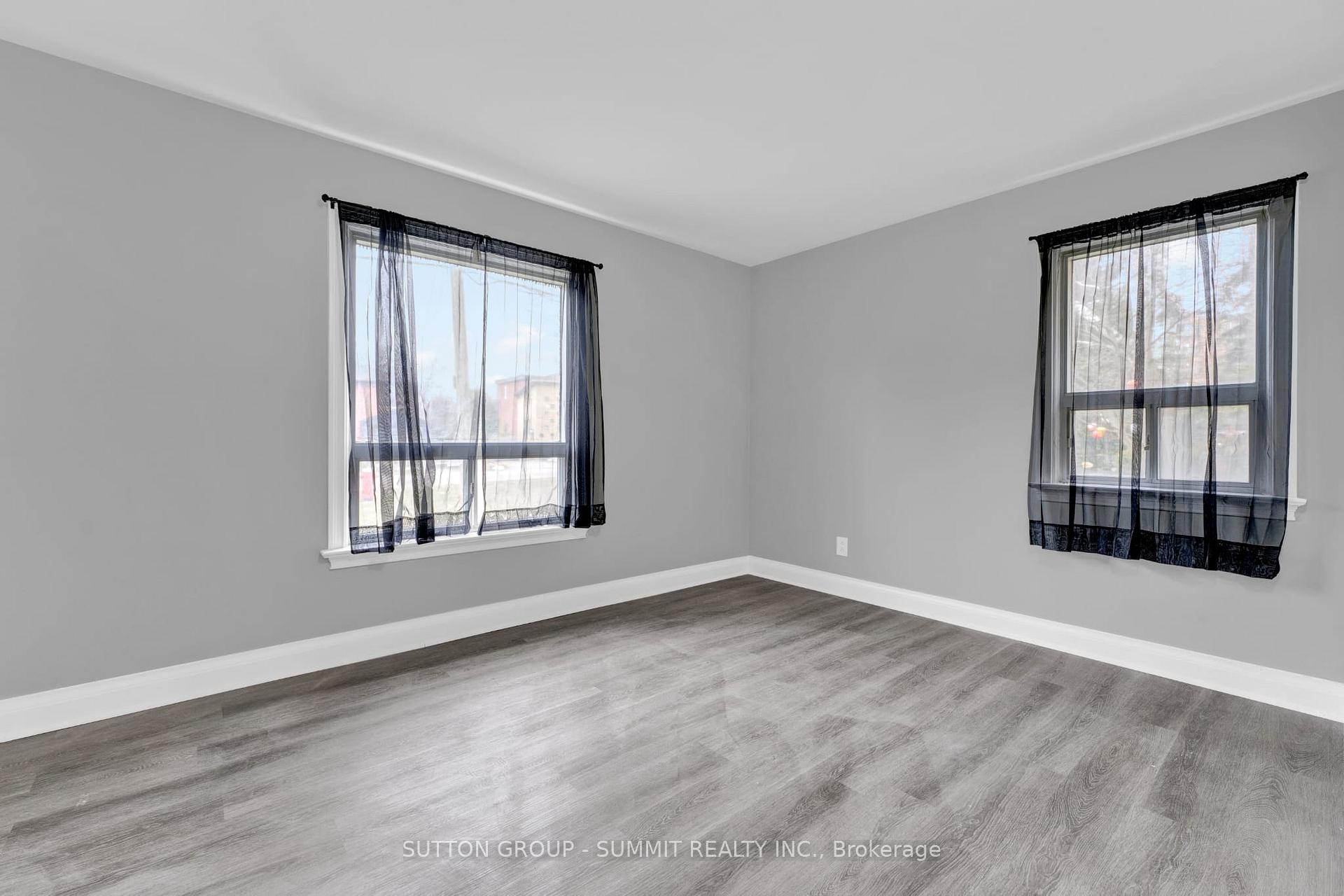 Photo 12 of 17 Ben Machree Drive, Mississauga, Port Credit — HOMEH