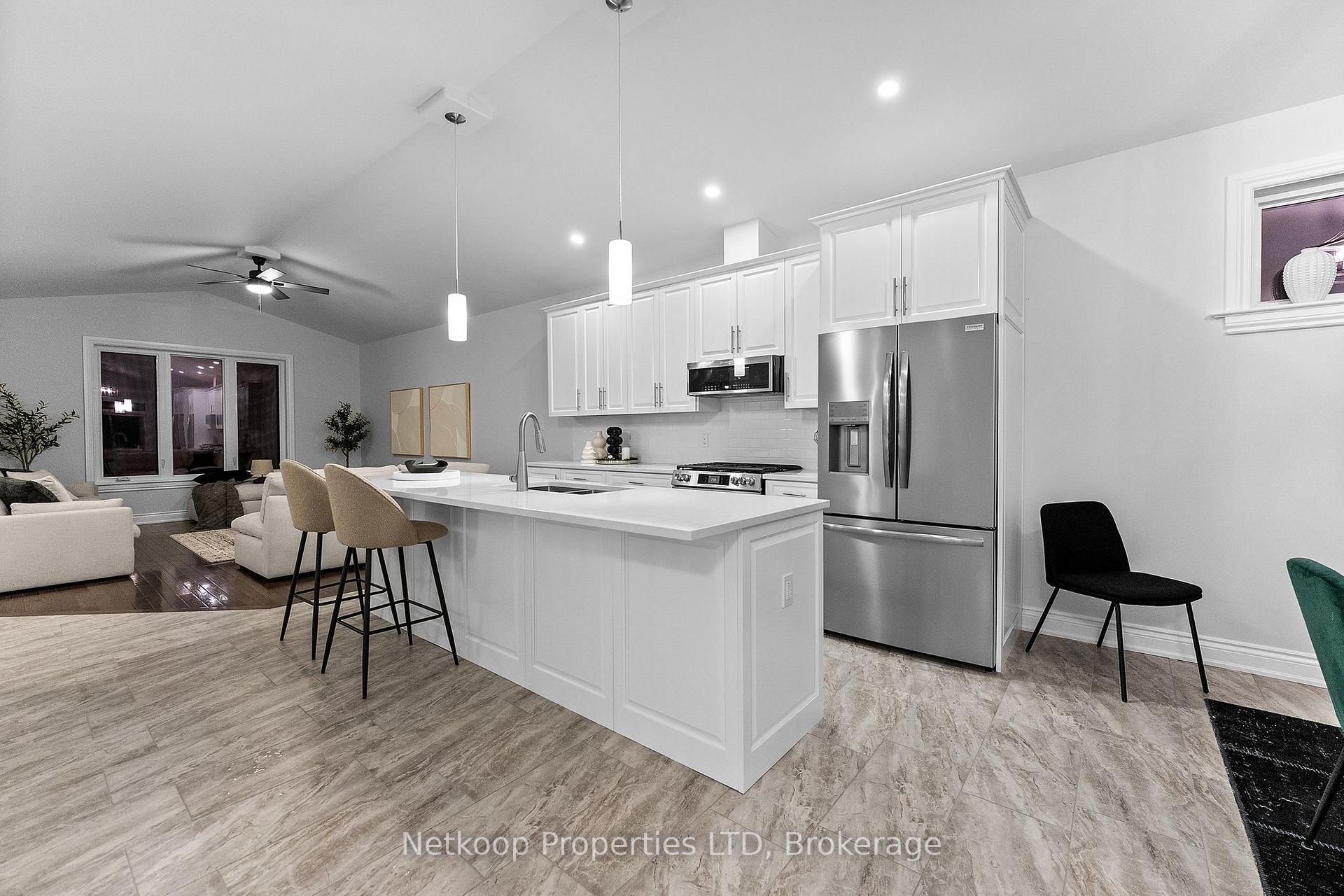 Photo 18 of 30 Lakeview Drive, South Dundas, Iroquois — HOMEH