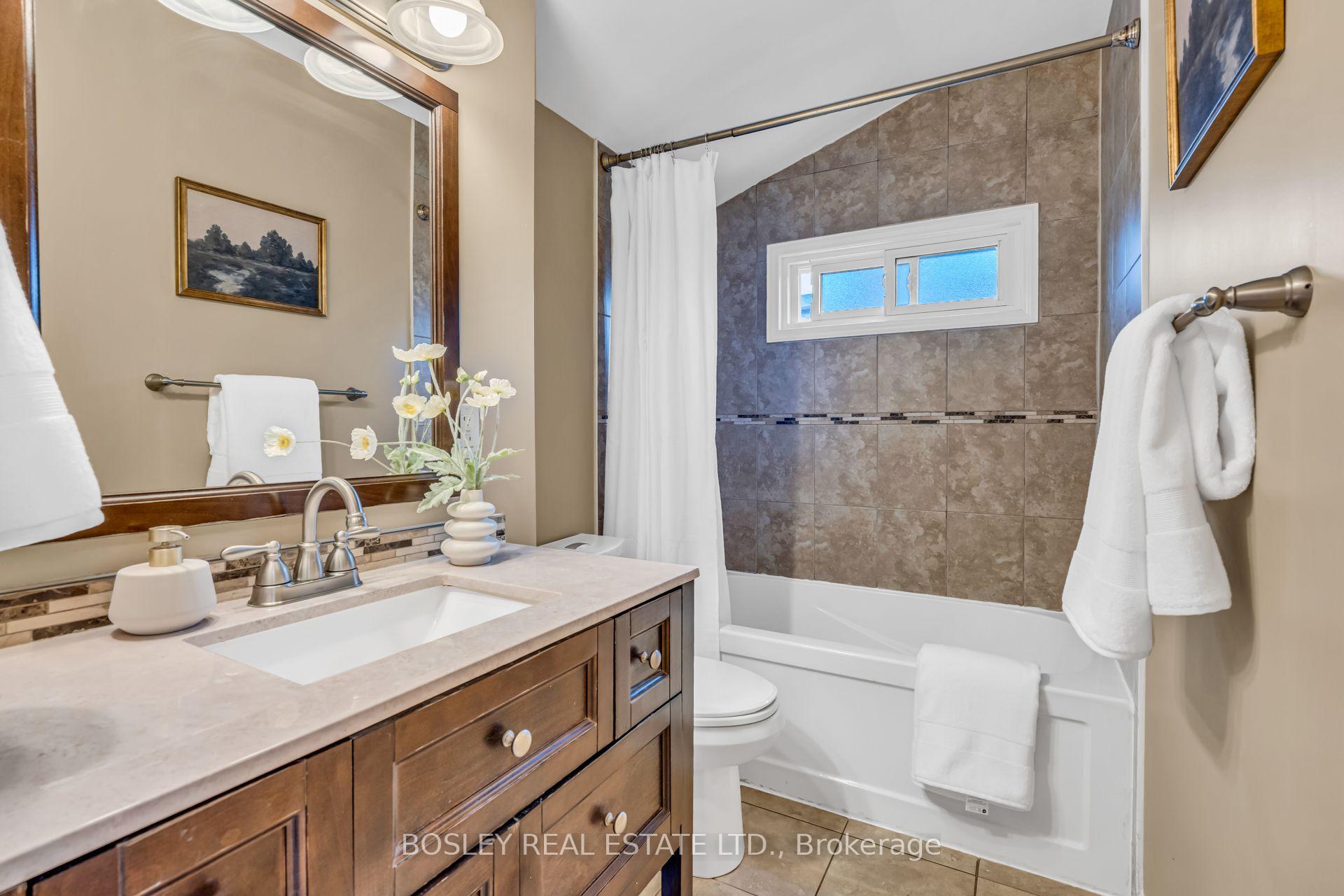 Photo 28 of 858 Modlin Road, Pickering, Bay Ridges — HOMEH