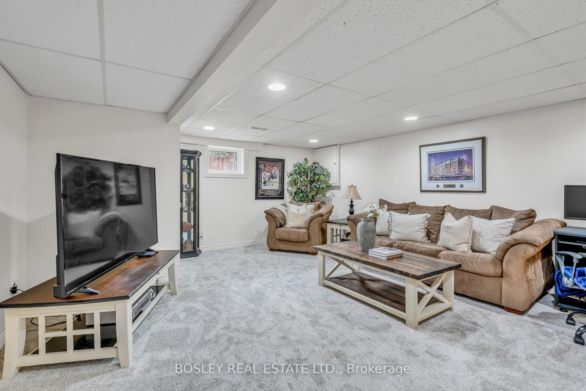 Photo 29 of 858 Modlin Road, Pickering, Bay Ridges — HOMEH