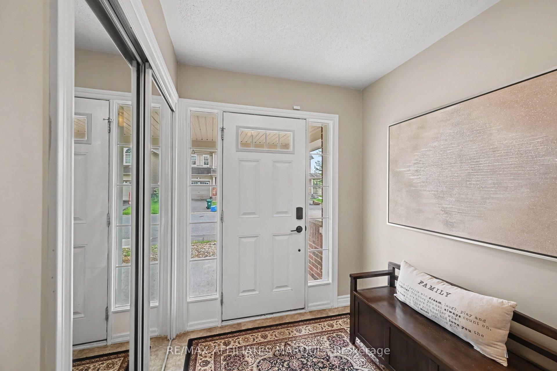 Photo 3 of 2423 Nutgrove Avenue, Ottawa, Barrhaven - Half Moon Bay — HOMEH