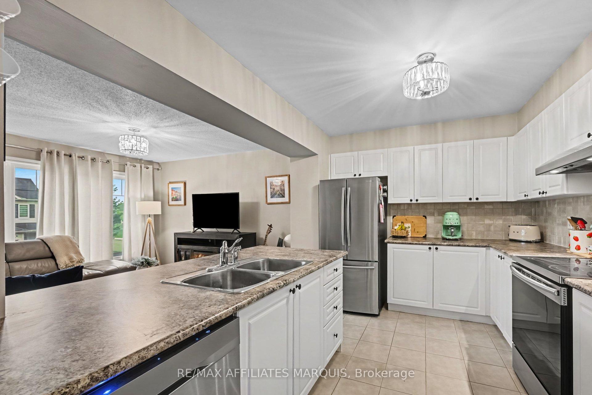 Photo 9 of 2423 Nutgrove Avenue, Ottawa, Barrhaven - Half Moon Bay — HOMEH