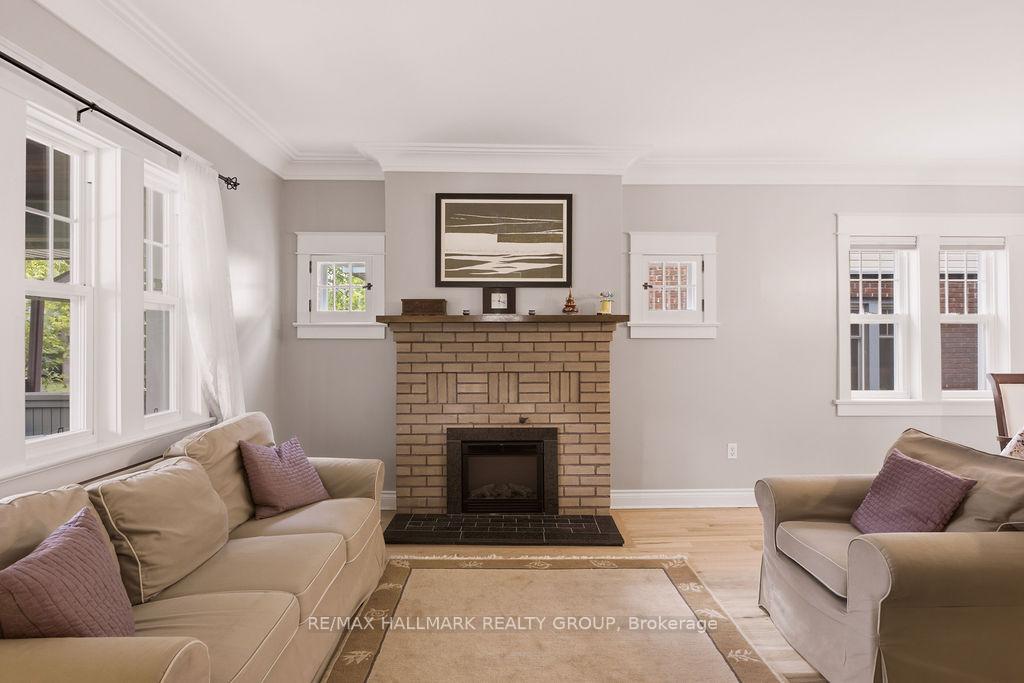 Photo 5 of 94 Marlborough Avenue, Ottawa, Sandy Hill — HOMEH