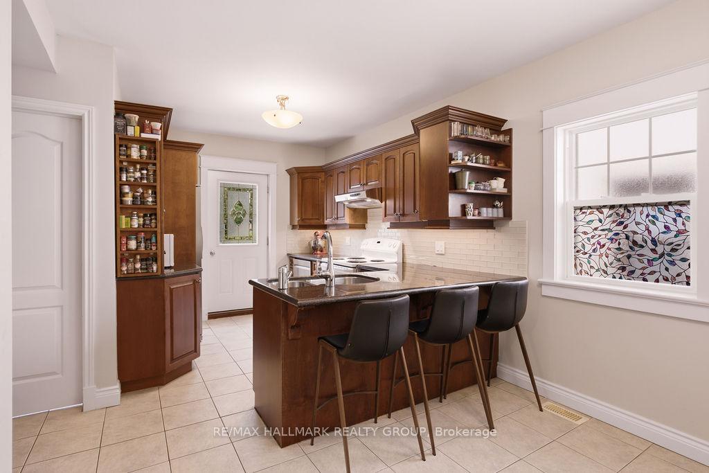 Photo 14 of 94 Marlborough Avenue, Ottawa, Sandy Hill — HOMEH