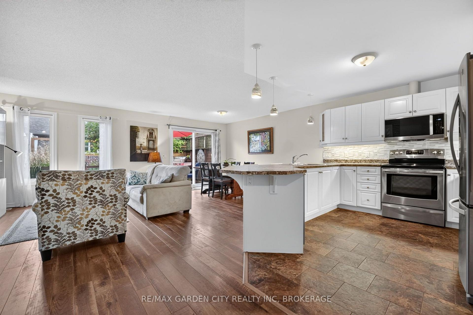 Photo 6 of 3973 Sunset Lane, Lincoln, Lincoln-Jordan/Vineland — HOMEH