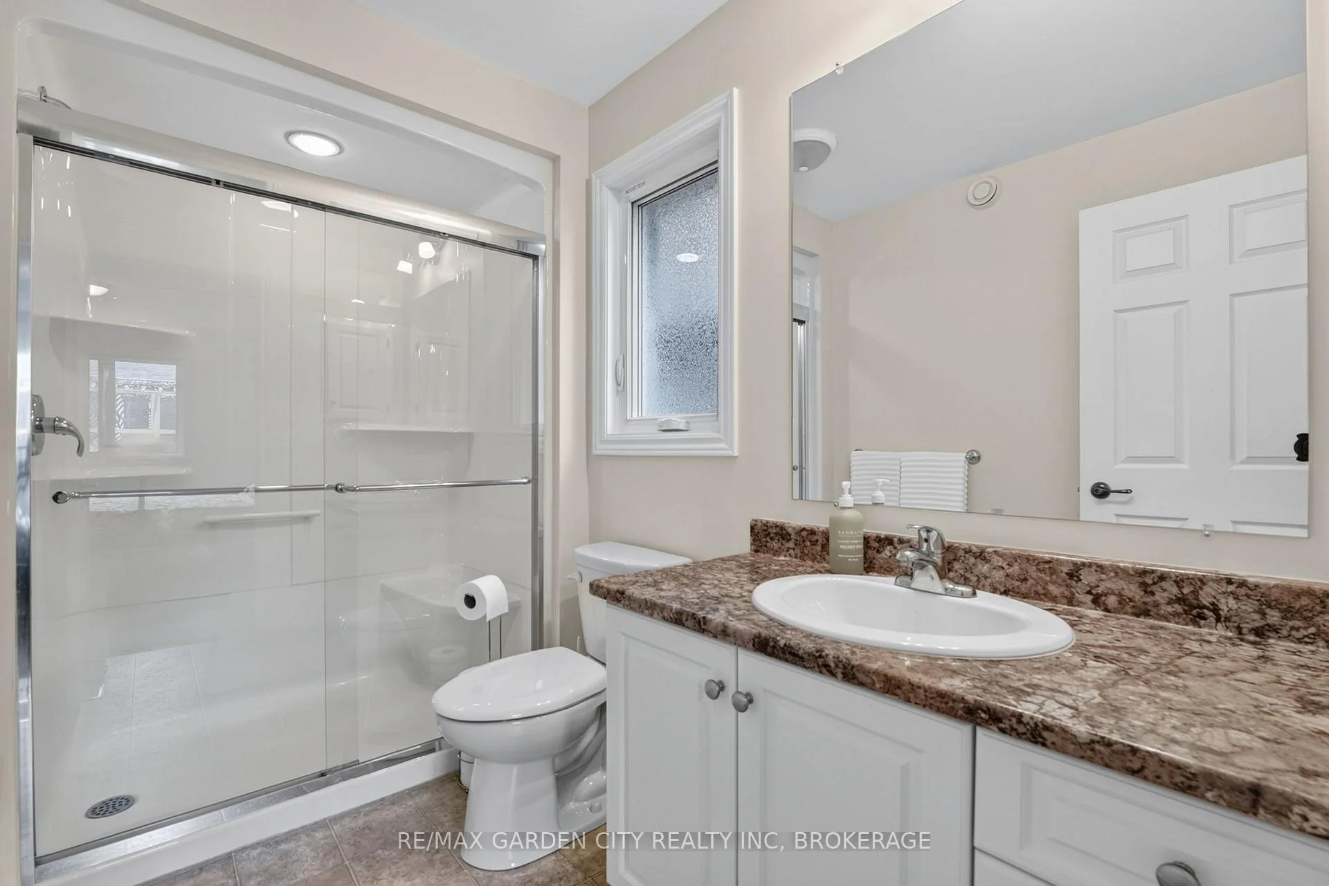 Photo 31 of 3973 Sunset Lane, Lincoln, Lincoln-Jordan/Vineland — HOMEH