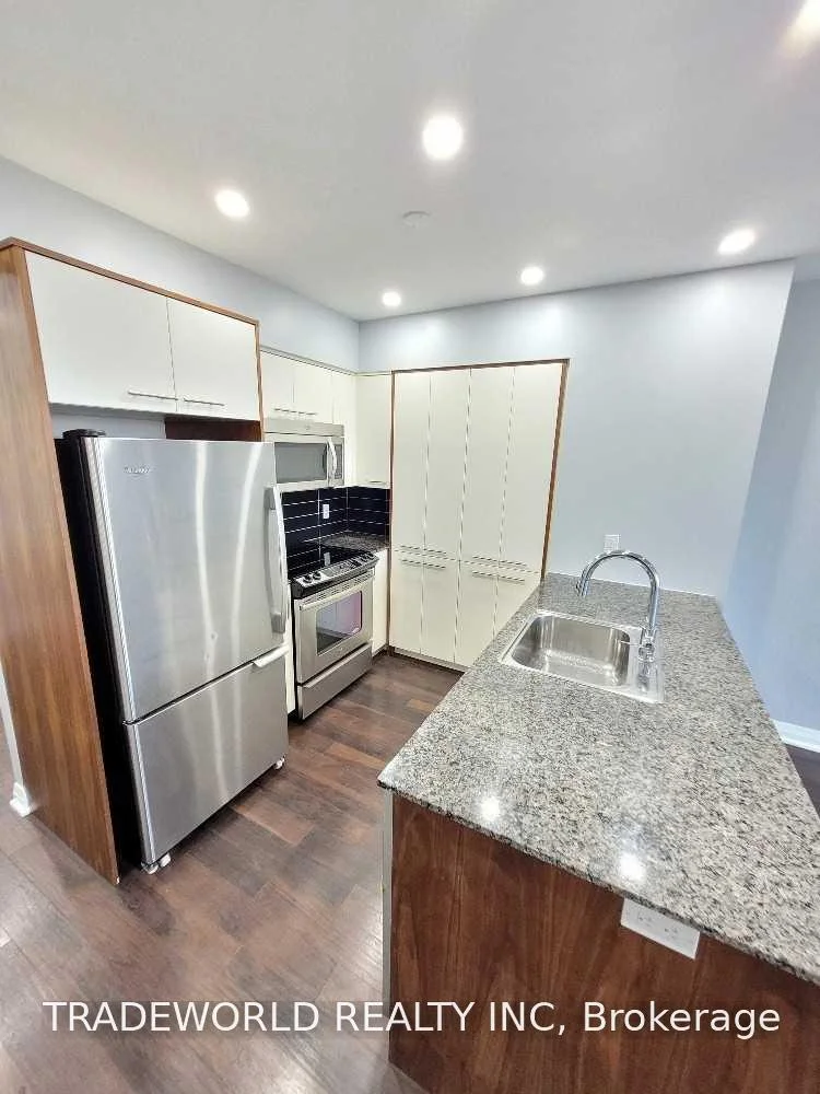 Photo 4 of Unit 1511, 5 Valhalla Inn Road, Etobicoke, Islington-City Centre West — HOMEH