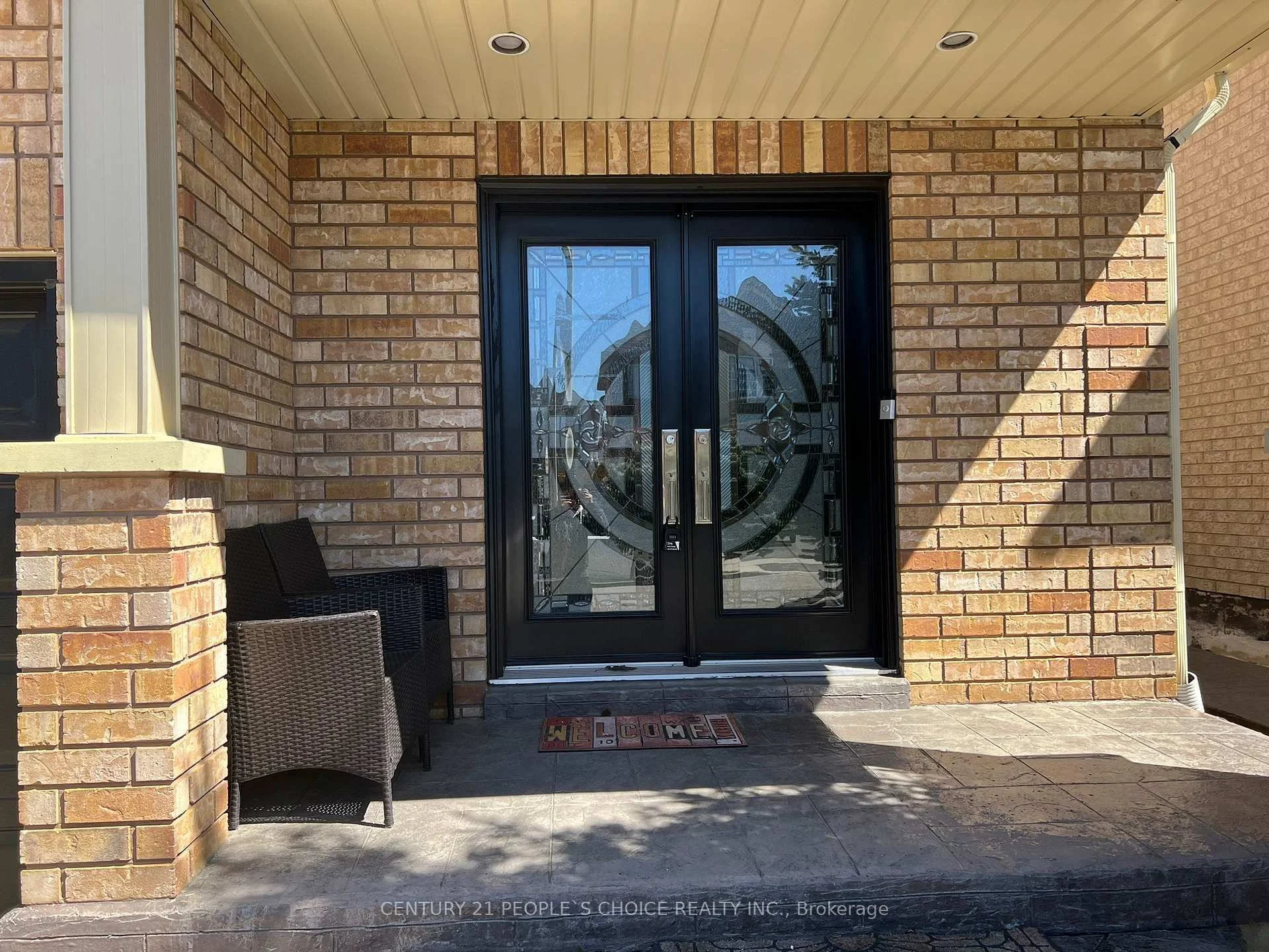 Photo 9 of 57 Fallstar Crescent, Brampton, Fletcher's Meadow — HOMEH