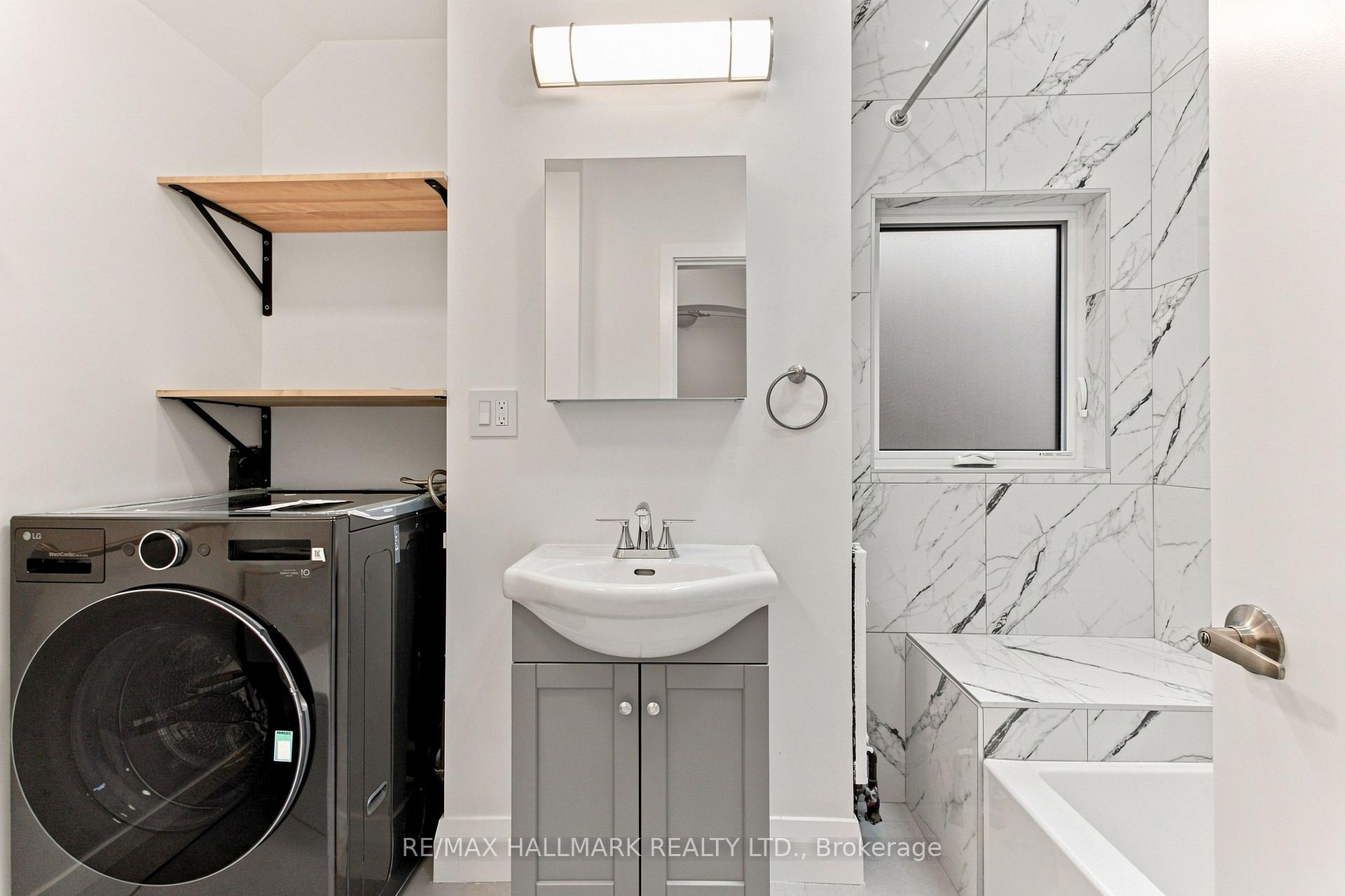 Photo 7 of Unit Upper, 553 Broadview Avenue, Toronto, North Riverdale — HOMEH