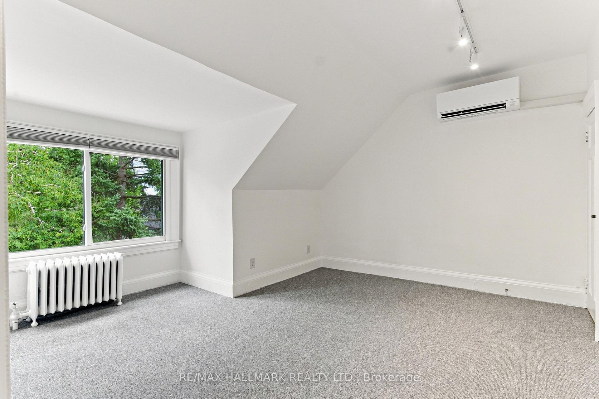 Photo 20 of Unit Upper, 553 Broadview Avenue, Toronto, North Riverdale — HOMEH