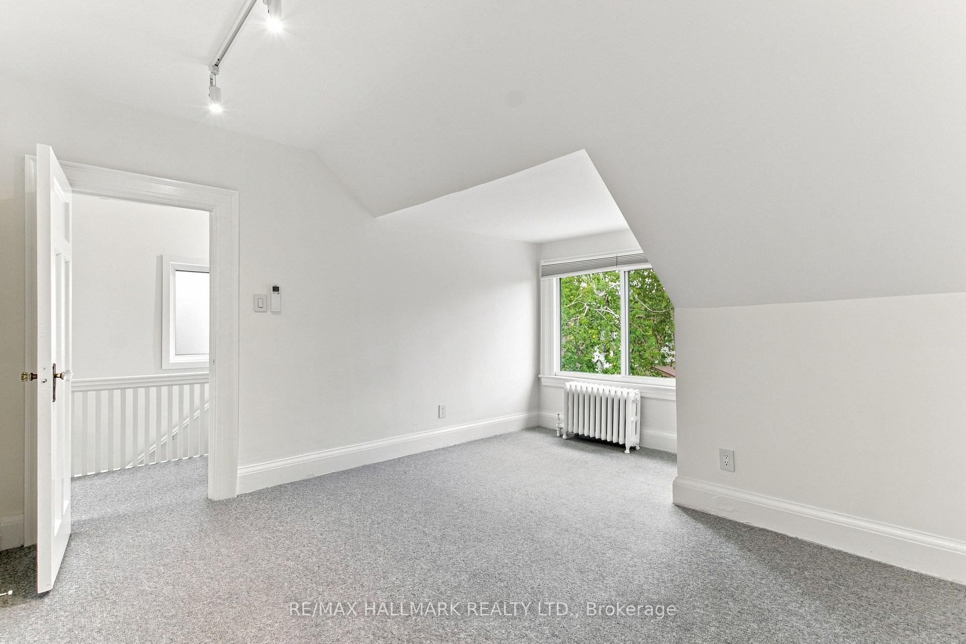 Photo 21 of Unit Upper, 553 Broadview Avenue, Toronto, North Riverdale — HOMEH