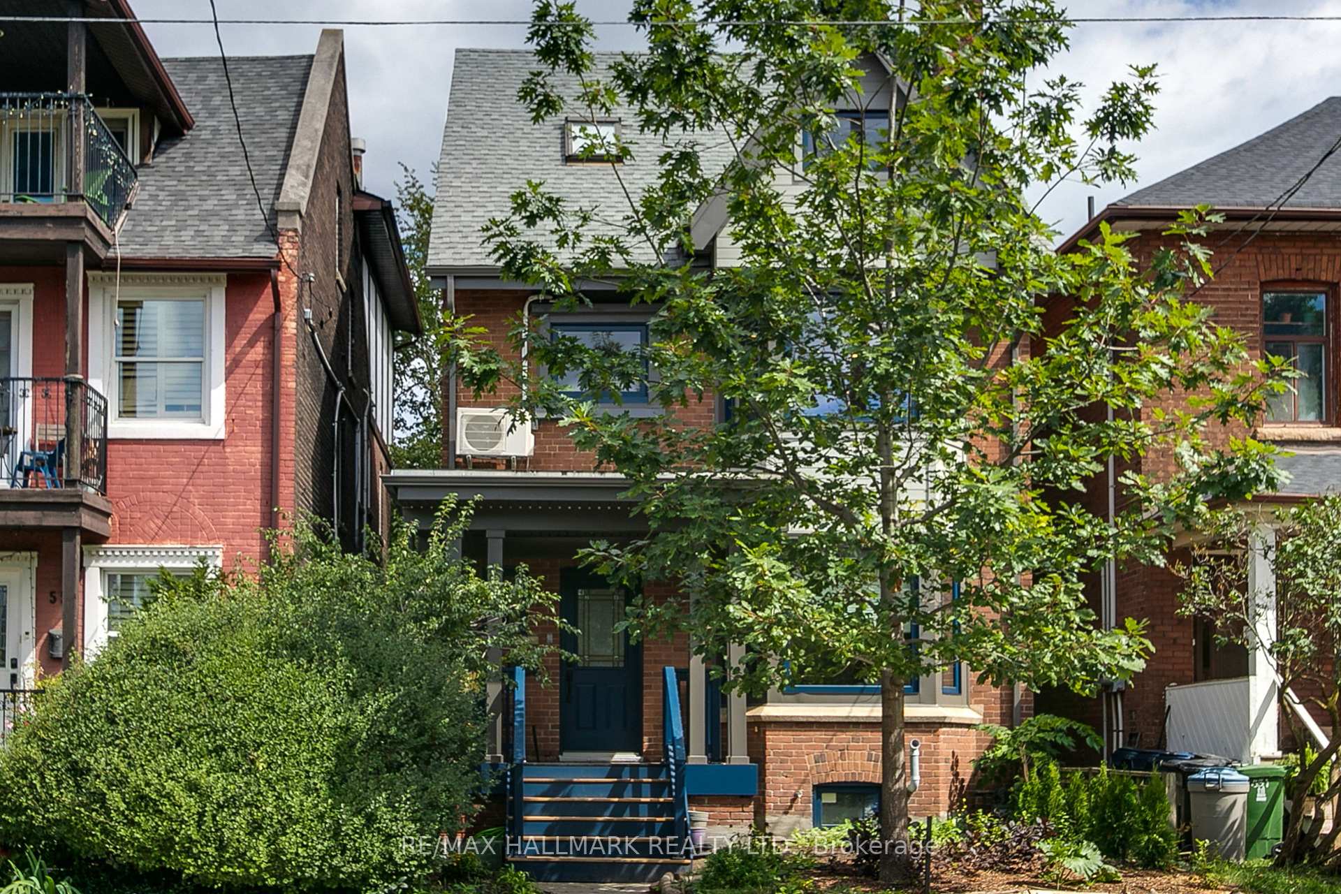 Photo 28 of Unit Upper, 553 Broadview Avenue, Toronto, North Riverdale — HOMEH