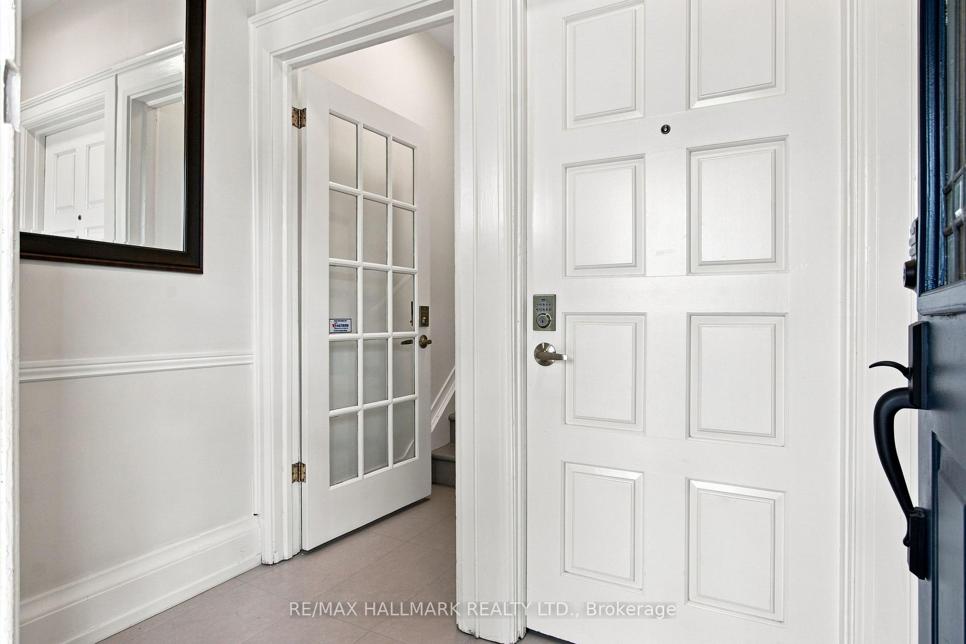 Photo 30 of Unit Upper, 553 Broadview Avenue, Toronto, North Riverdale — HOMEH