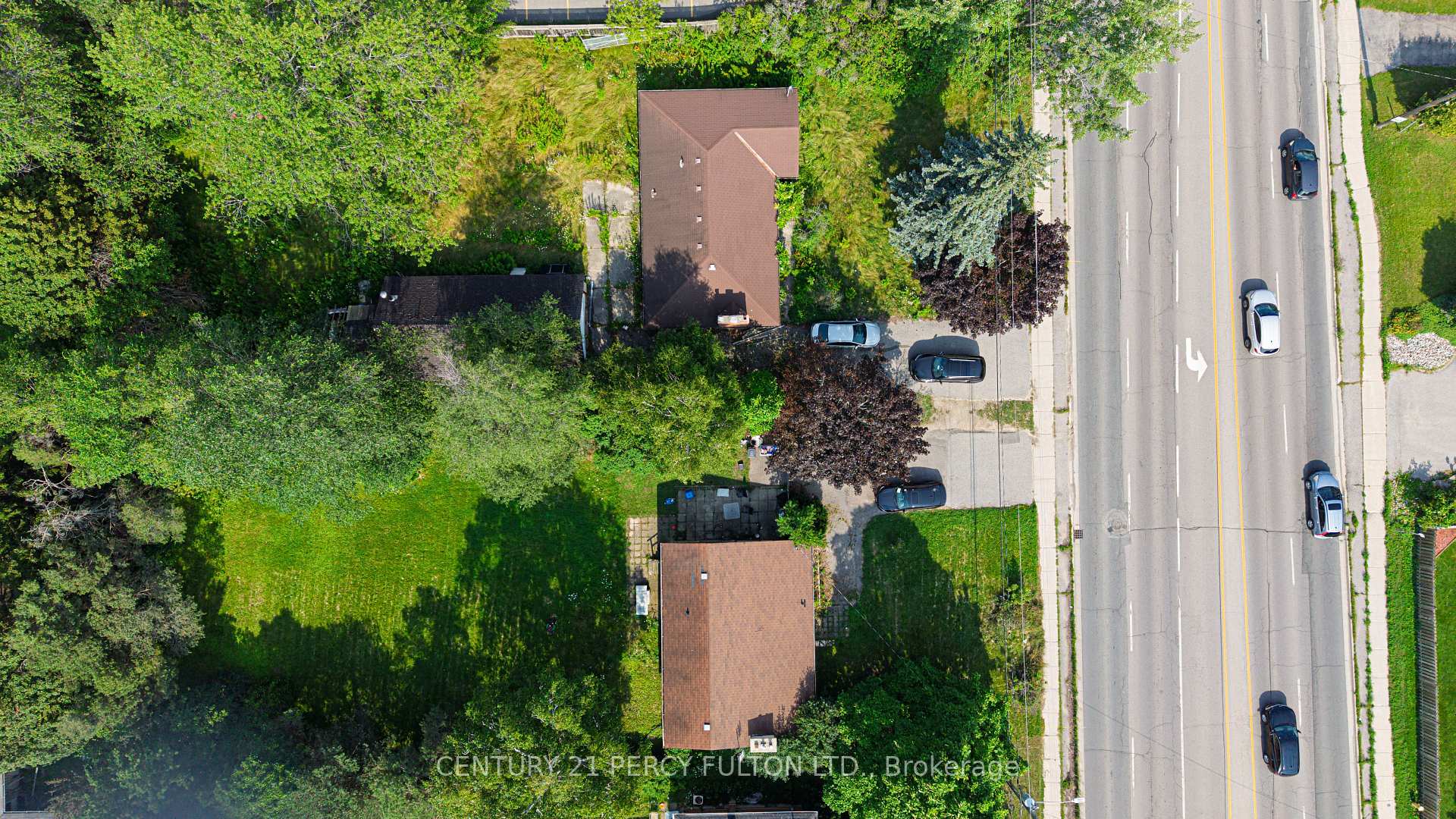 Photo 6 of 1910 Rossland Road E, Whitby, Rolling Acres — HOMEH