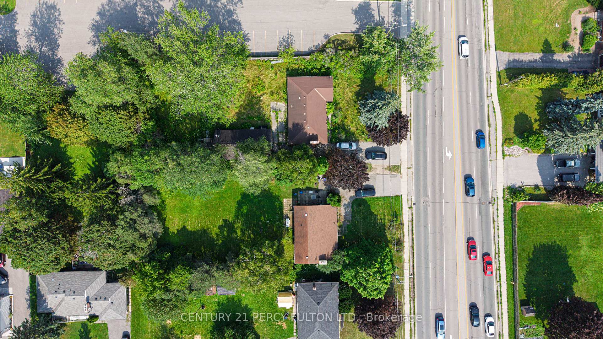 Photo 7 of 1910 Rossland Road E, Whitby, Rolling Acres — HOMEH