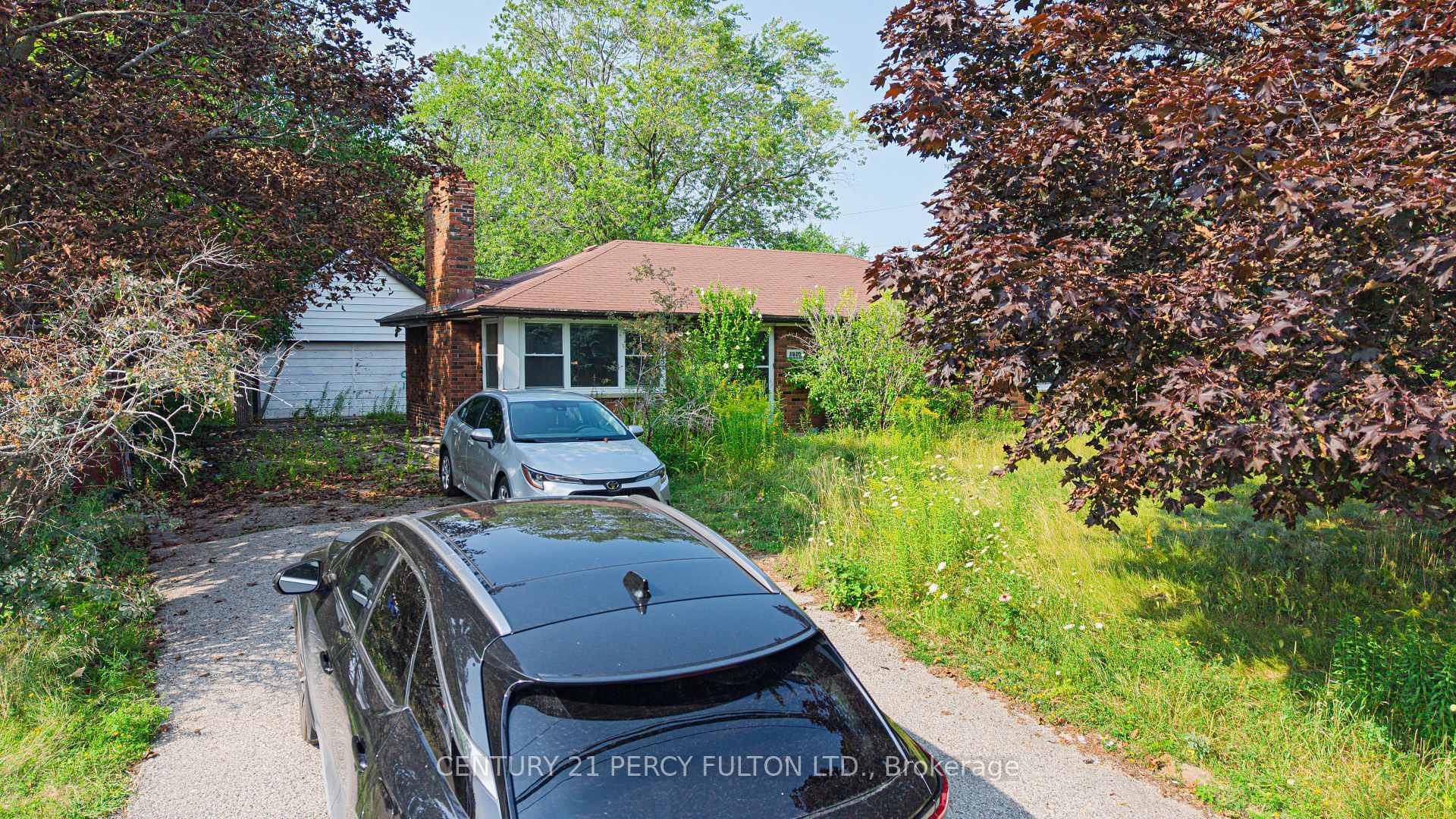 Photo 35 of 1910 Rossland Road E, Whitby, Rolling Acres — HOMEH