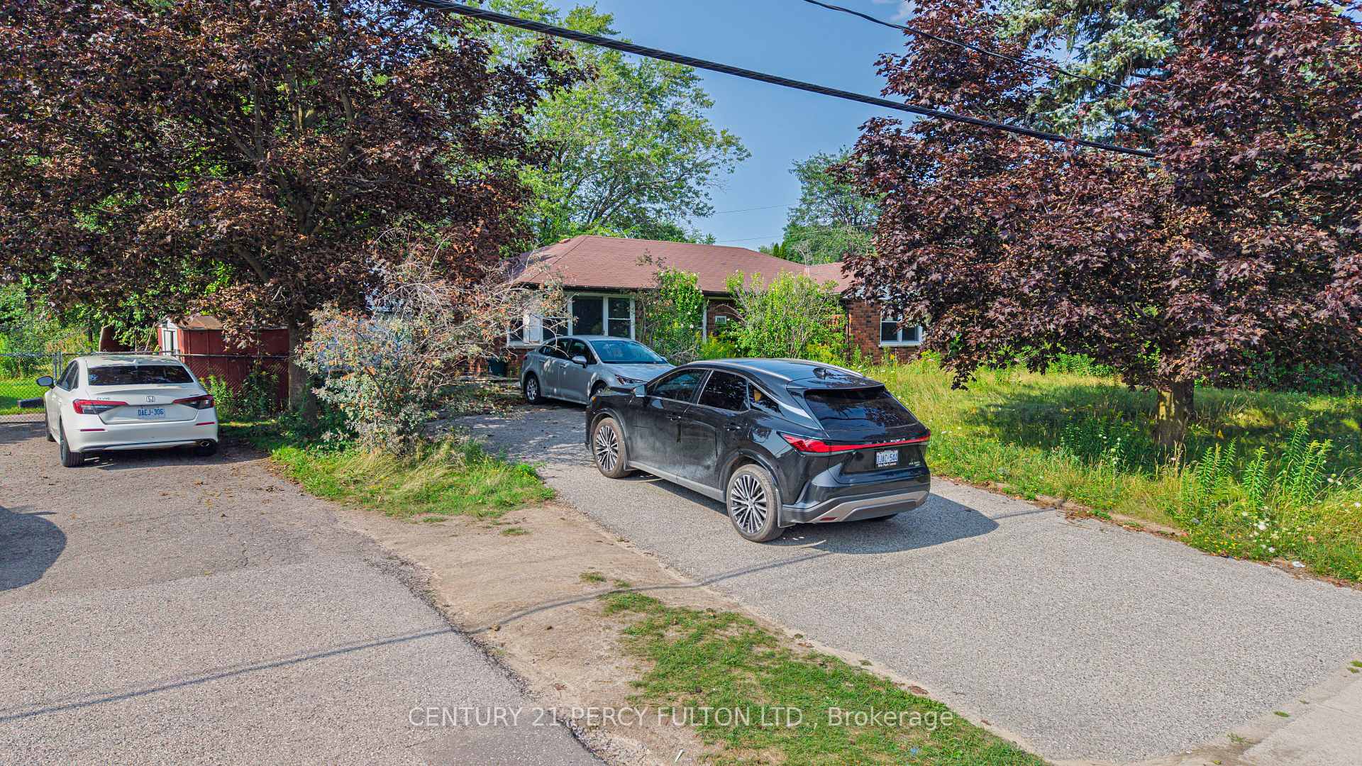 Photo 36 of 1910 Rossland Road E, Whitby, Rolling Acres — HOMEH